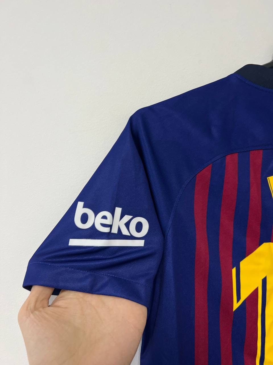 Nike Barcelona 2017/2018 Home #10 Messi Football Shirt Nike YXL Size US XS / EU 42 / 0 - 4 Thumbnail