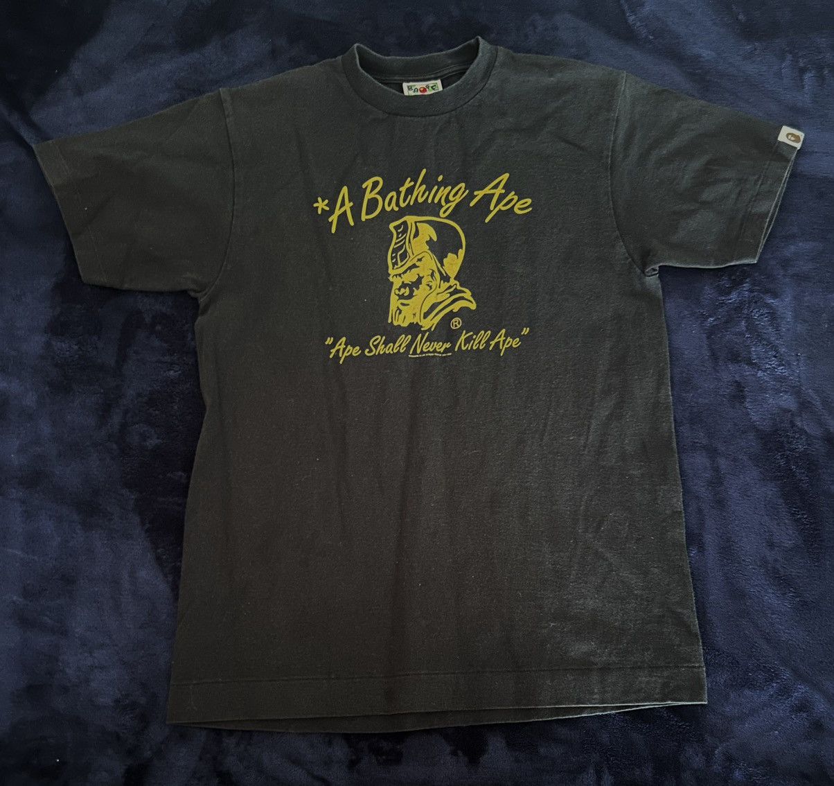 Bape Bape vintage star wars tee Size US M / EU 48-50 / 2 - 1 Thumbnail