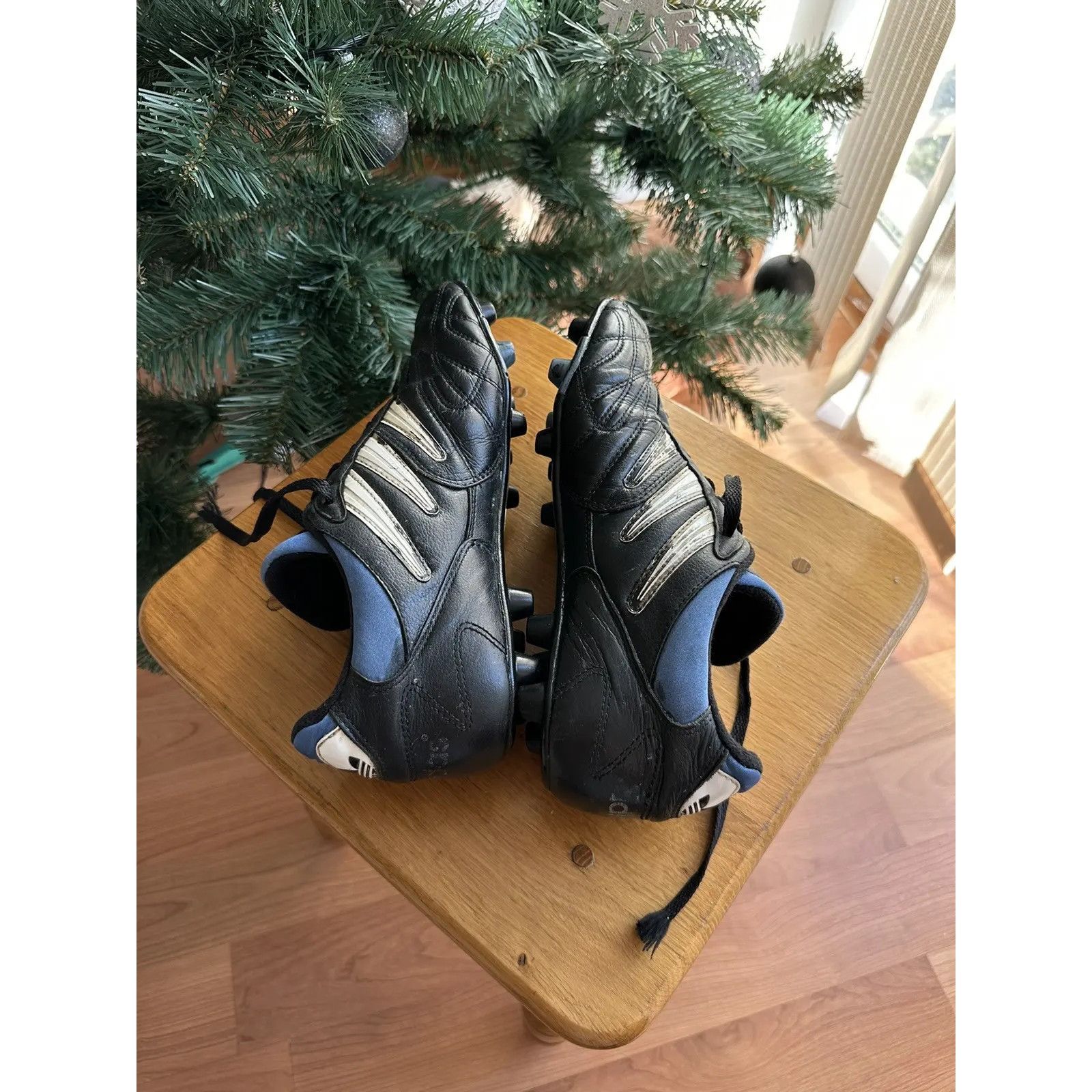 Adidas VTG Adidas Retro Leather Football Boots 9 US Size US 9 / EU 42 - 7 Thumbnail