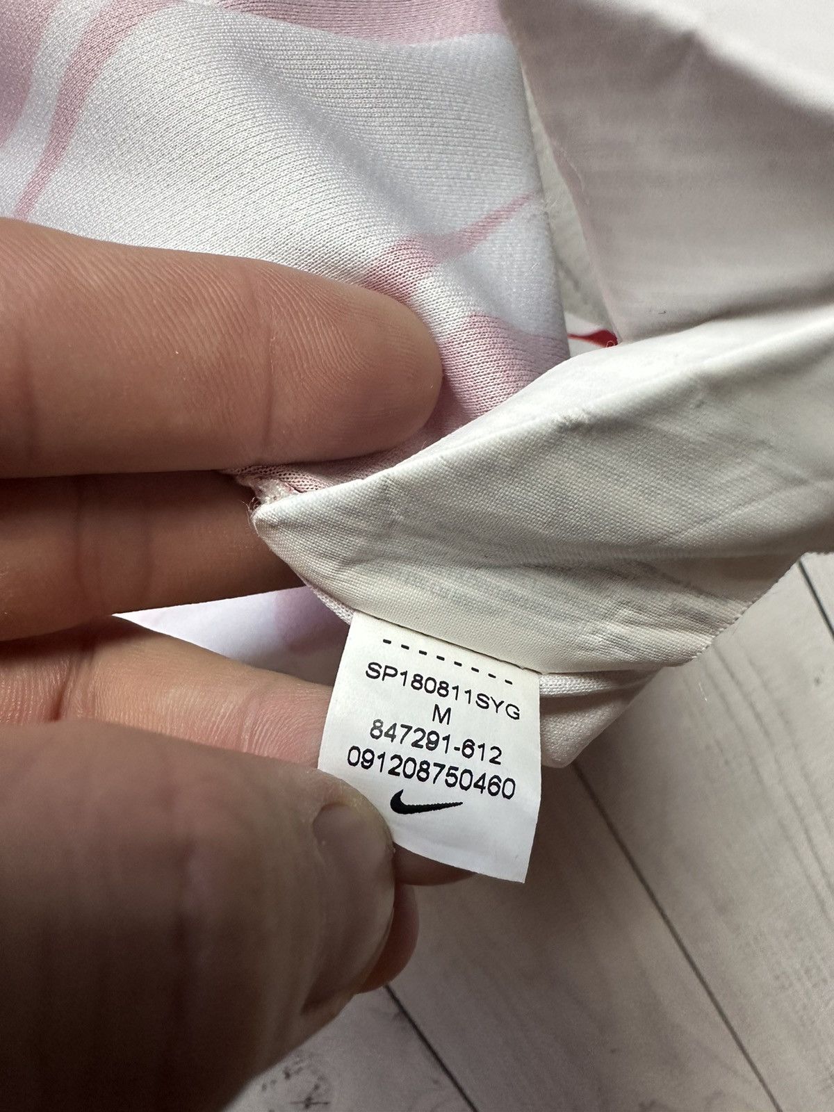 Nike Vintage Nike Atletico Madrid soccer jersey size M Size US M / EU 48-50 / 2 - 5 Thumbnail