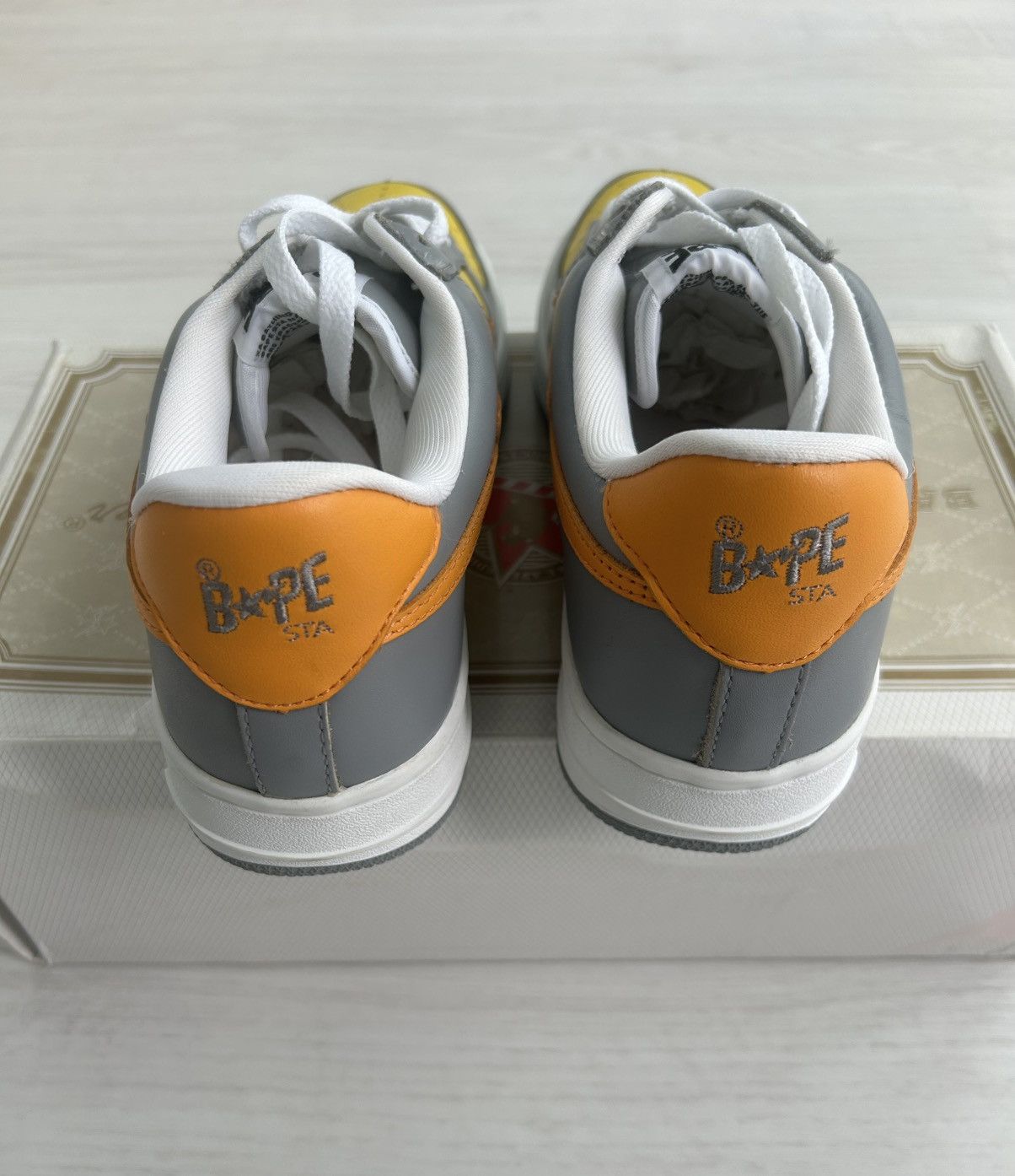 Bape VERY RARE OG 2003 A BATHING APE ORANGE/GRAY BAPESTA Size US 9.5 / EU 42-43 - 4 Thumbnail