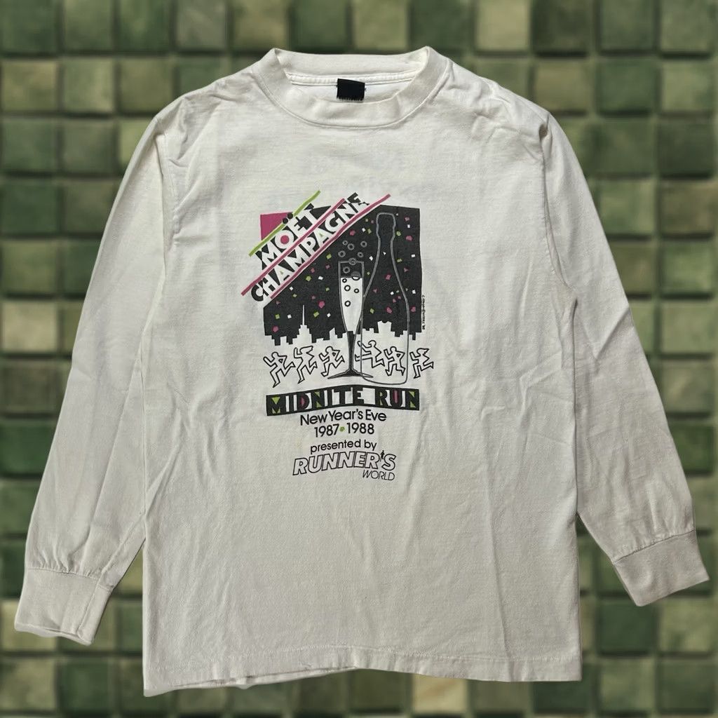 Vintage VINTAGE Moet New York New Year's Eve Midnight Run Long Sleeve Shirt Sm 1987/88 80s Size US S / EU 44-46 / 1 - 1 Thumbnail