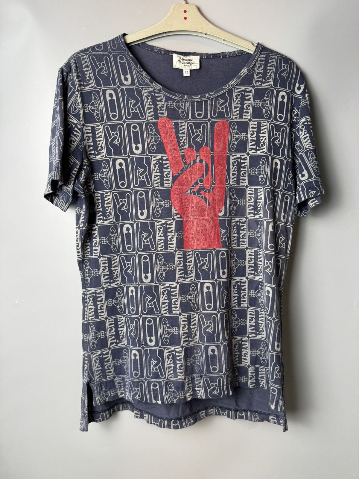 Vivienne Westwood Vivienne Westwood Safety Pin Rock Tee Fullprint Size US M / EU 48-50 / 2 - 1 Thumbnail