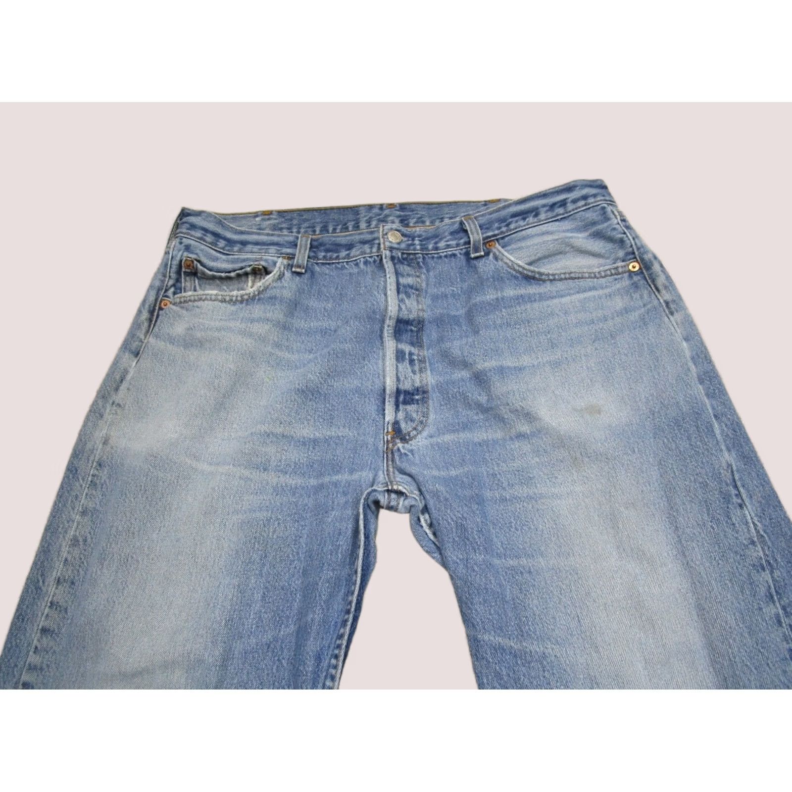 Levi's VINTAGE Levi's 501 Jeans Men 40x32 Blue Button Fly Pants 90s USA Light Wash Blue Jeans Men's 501 90s USA Size US 40 / EU 56 - 1 Thumbnail