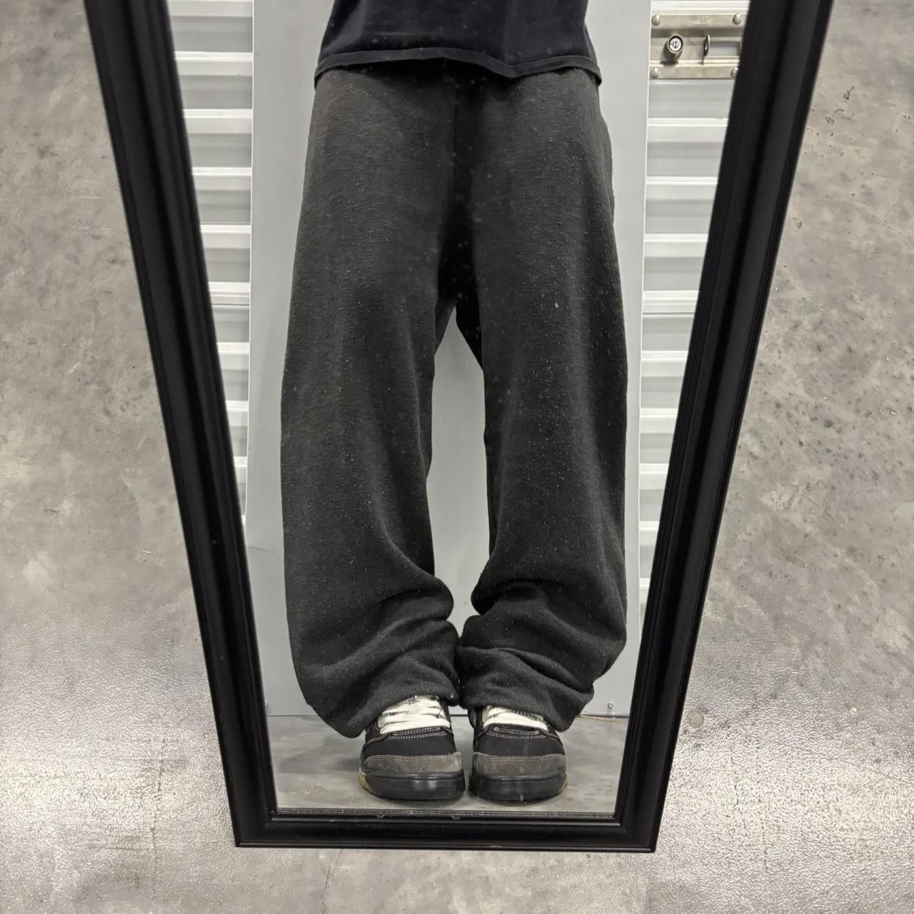 Japanese Brand × Vintage Crazy Vintage Y2K/2000s Dark Grey Essential Sweatpants! Size US 34 / EU 50 - 1 Thumbnail