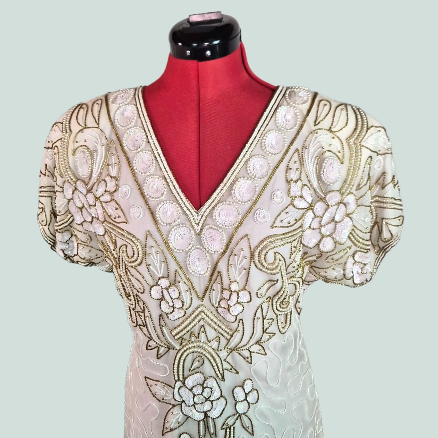 Vintage VINTAGE Laurence Kazar White Beaded 100% Silk Dress Size S Petite Evening Womens Size S / US 4 / IT 40 - 1 Thumbnail