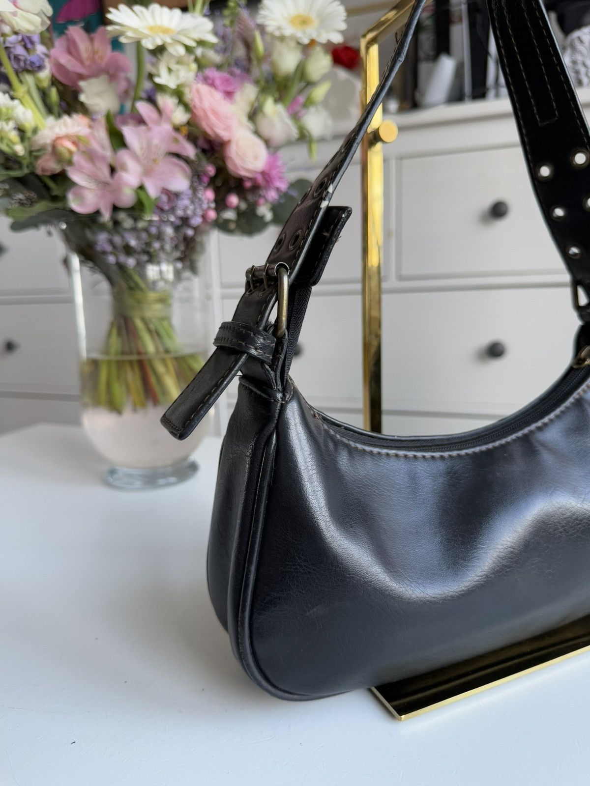 Japanese Brand VIntage y2k leather shoulder hand bag avantgarde opium retro Size ONE SIZE - 6 Thumbnail