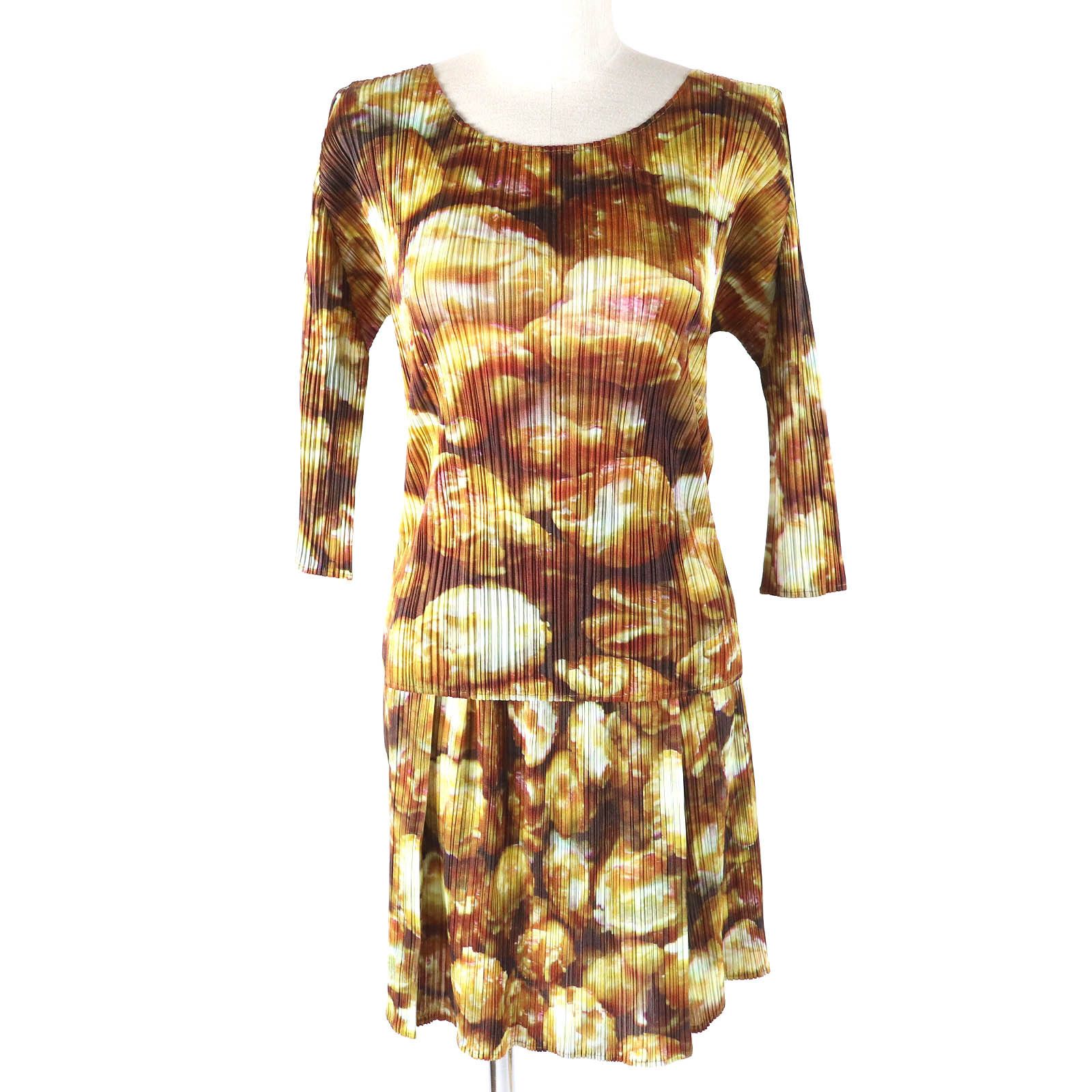Issey Miyake Issey Miyake PLEATS PLEASE Popcorn Pattern T-shirt Miniskirt Set Others Tops PP83-JK552/PP83-JG555 DUTY FREE for USA Size ONE SIZE - 1 Thumbnail