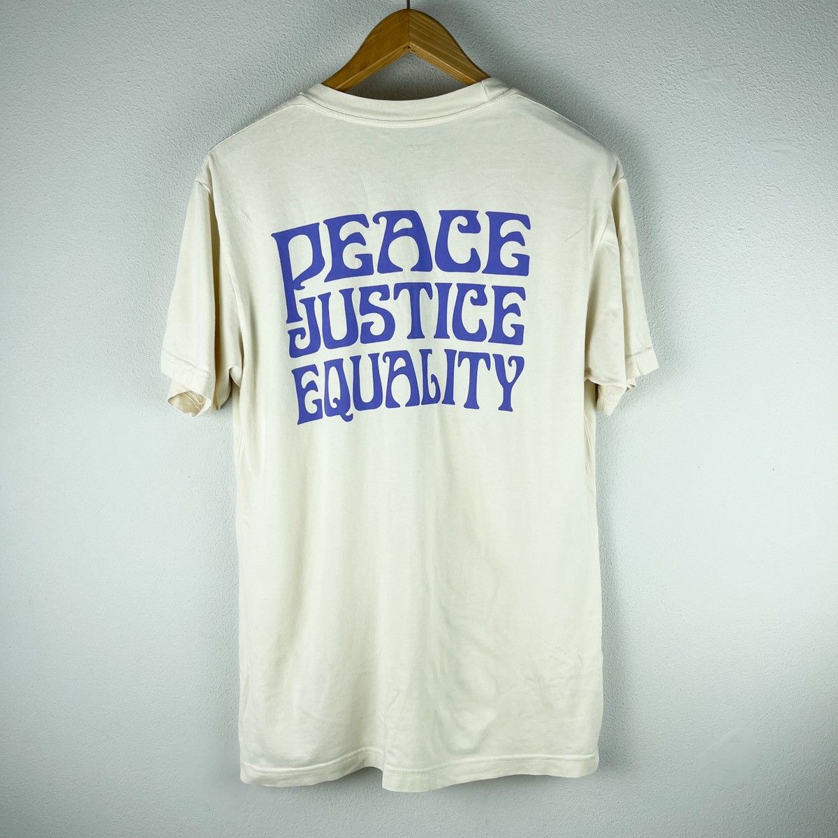 Obey Obey Men's T-Shirt size M Size US M / EU 48-50 / 2 - 5 Thumbnail
