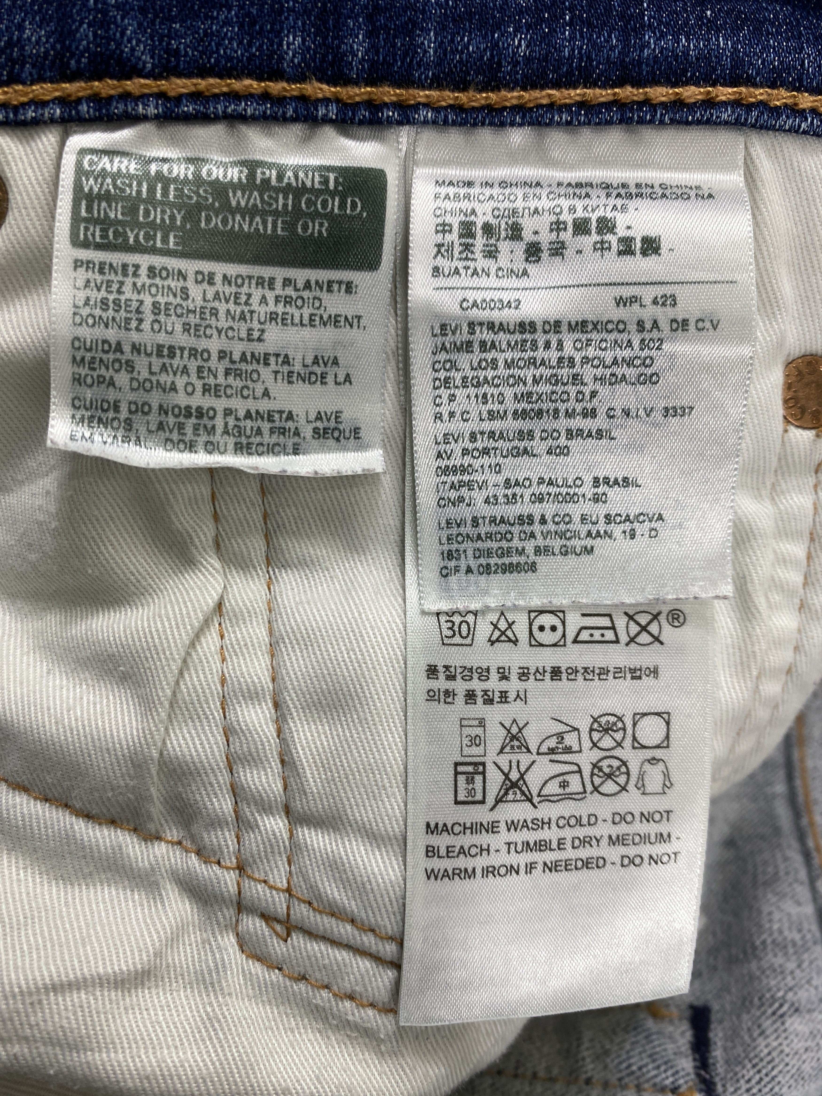 Levi's × Vintage Distressed Blue Vintage Levi's 505 Jeans 34x29 Denim- JN3755 Size US 34 / EU 50 - 9 Thumbnail