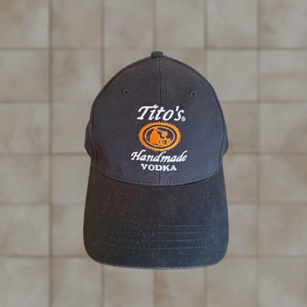 Vintage Titos Handmade Vodka Austin TX Hat Cap Adjustable Strapback Black Baseball Cap Mens One Size Adjustable Top Size ONE SIZE - 1 Thumbnail