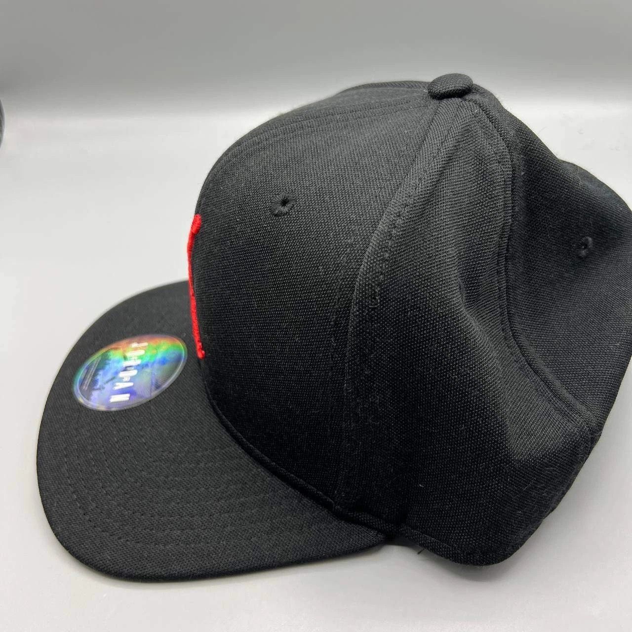 Jordan Brand Air Jordan Hat Men Black Embroidered Red Logo Snap Back Cap Size ONE SIZE - 7 Thumbnail