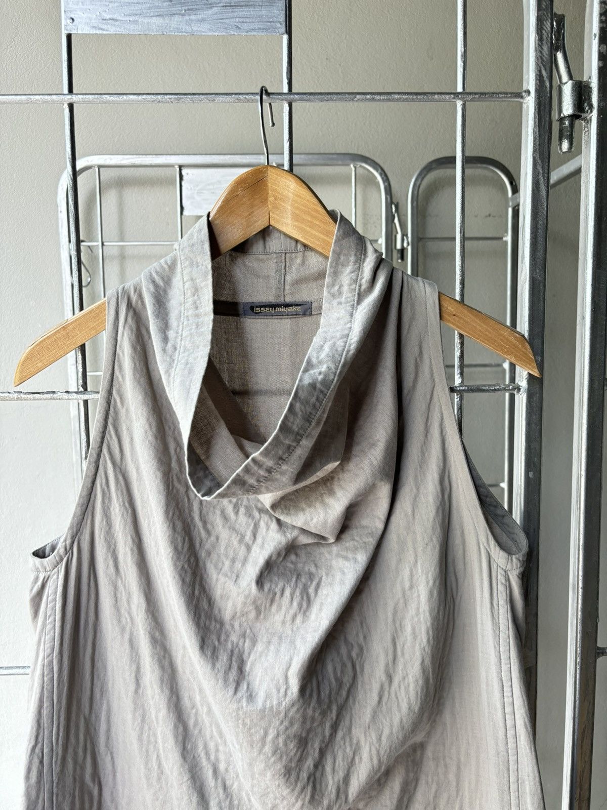 Issey Miyake Issey Miyake vintage dropped neck blouse Size M / US 6-8 / IT 42-44 - 4 Thumbnail