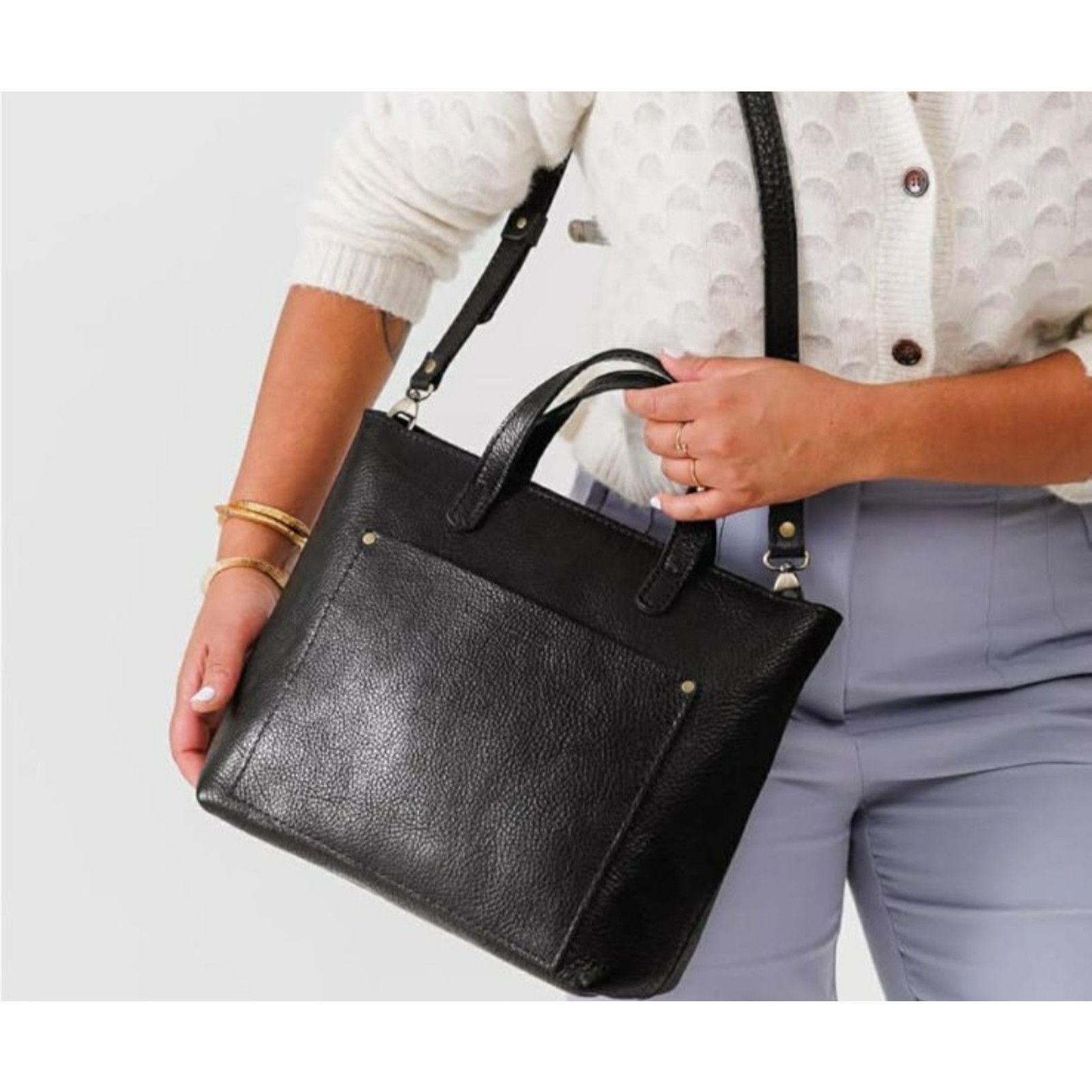 Portland Leather NEW Portland Leather Crossbody Tote Bag Pebble Black Zip MED Size ONE SIZE - 5 Thumbnail