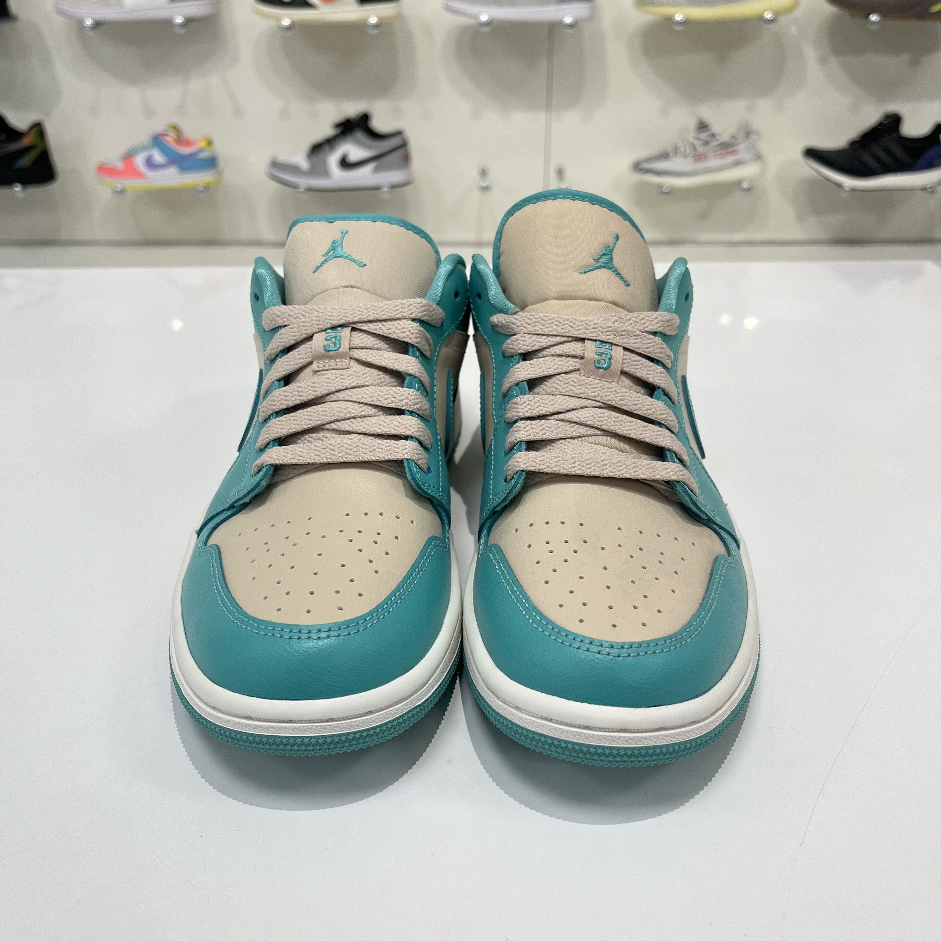 Nike Air Jordan 1 Low Tropical Teal (W) Size US 8.5 / IT 38.5 - 5 Thumbnail