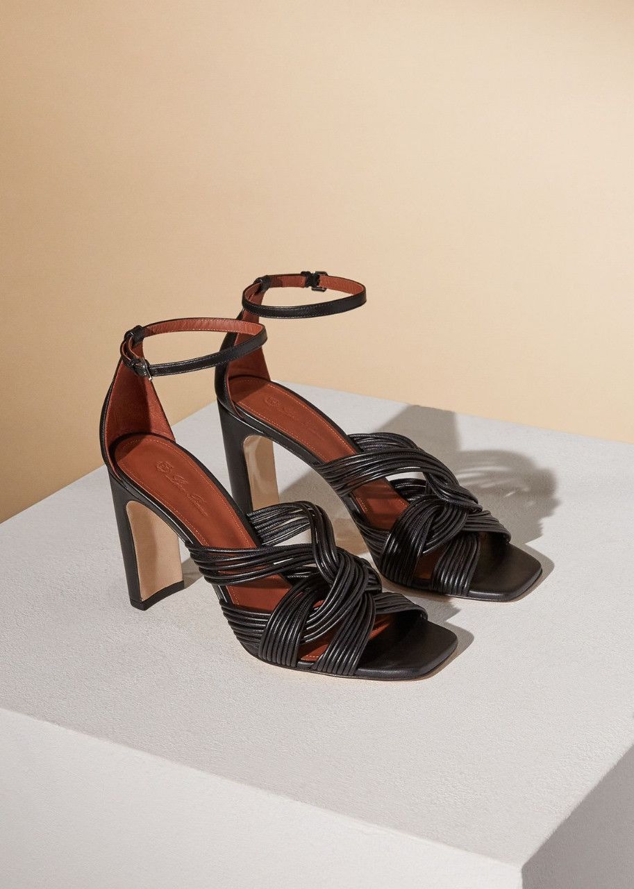 image of Loro Piana O1Srvl11E0424 Heel Shoes In Black, Women's