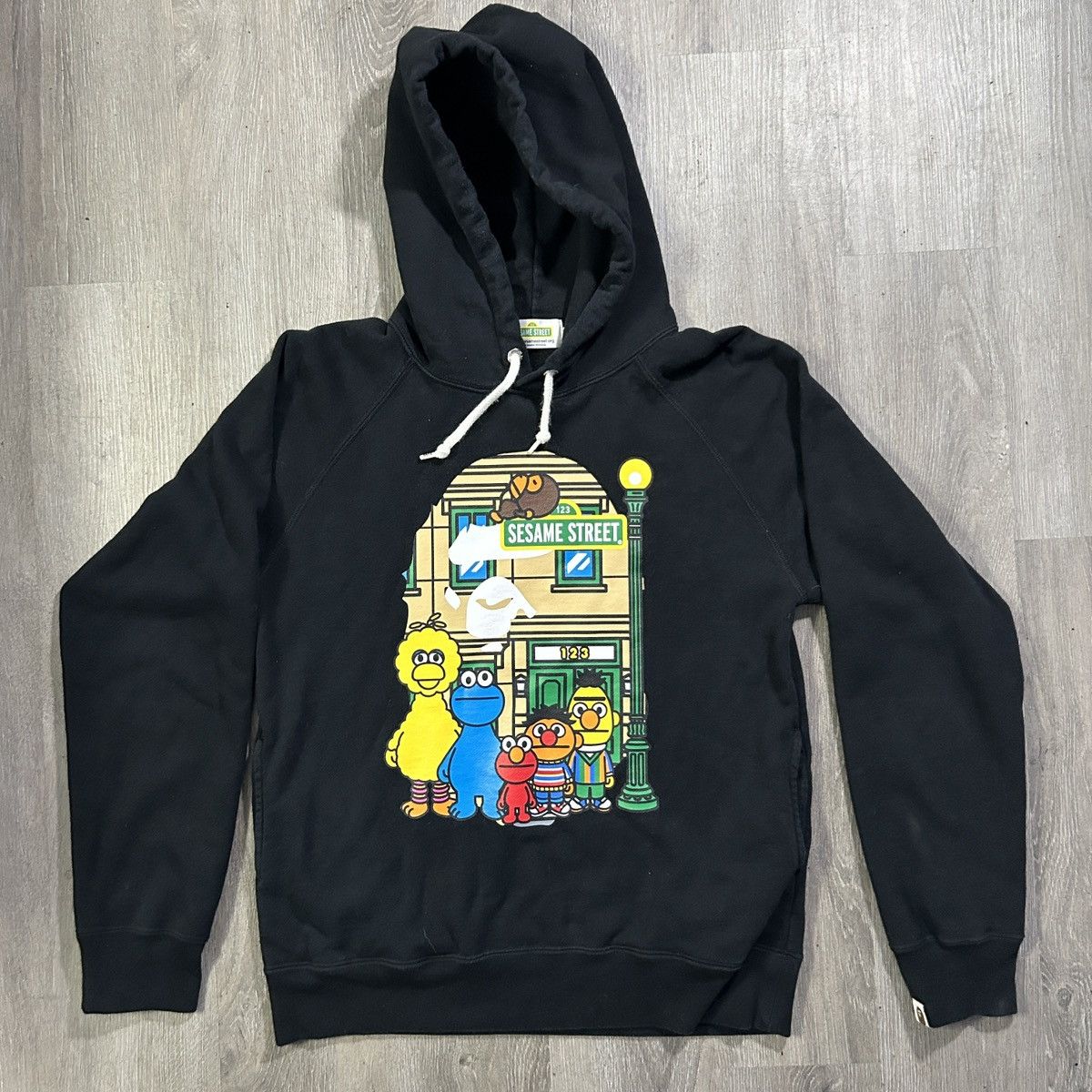 Bape BAPE × Sesame Street Pullover Hoodie Size US M / EU 48-50 / 2 - 1 Thumbnail