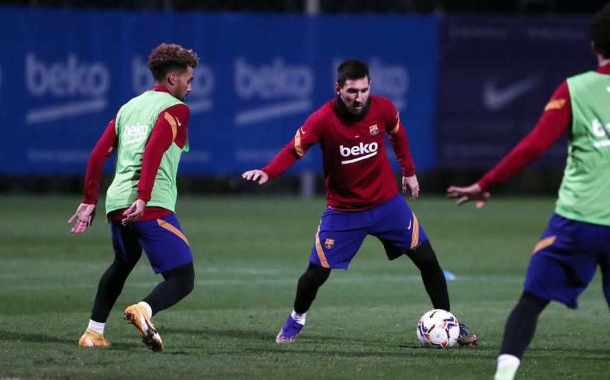 Nike × Vintage BARCELONA NIKE 2020/2021 FOOTBALL SOCCER TRAINING TRACK TOP Size US S / EU 44-46 / 1 - 14 Thumbnail