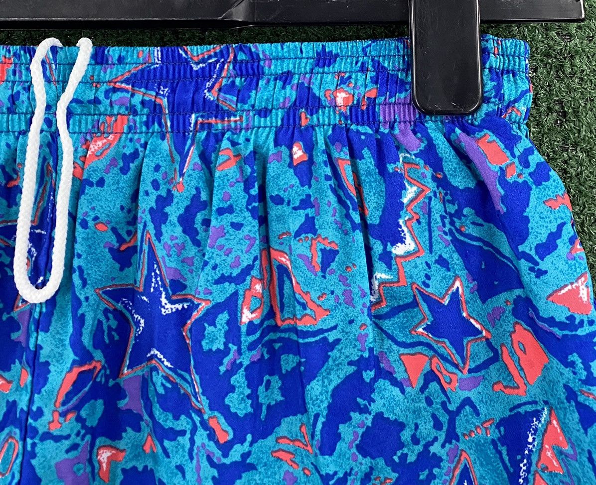Reebok VTG 80’s Reebok Star Abstract Colorful Lined Sprinter Shorts Size US 30 / EU 46 - 3 Thumbnail