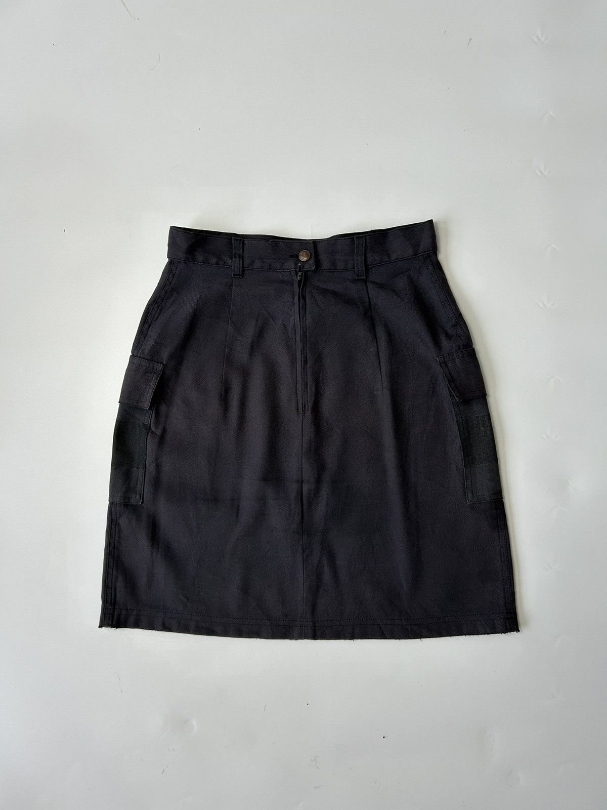 Fendi FENDI MINI SKIRT Size 27" / US 4 / IT 40 - 4 Thumbnail