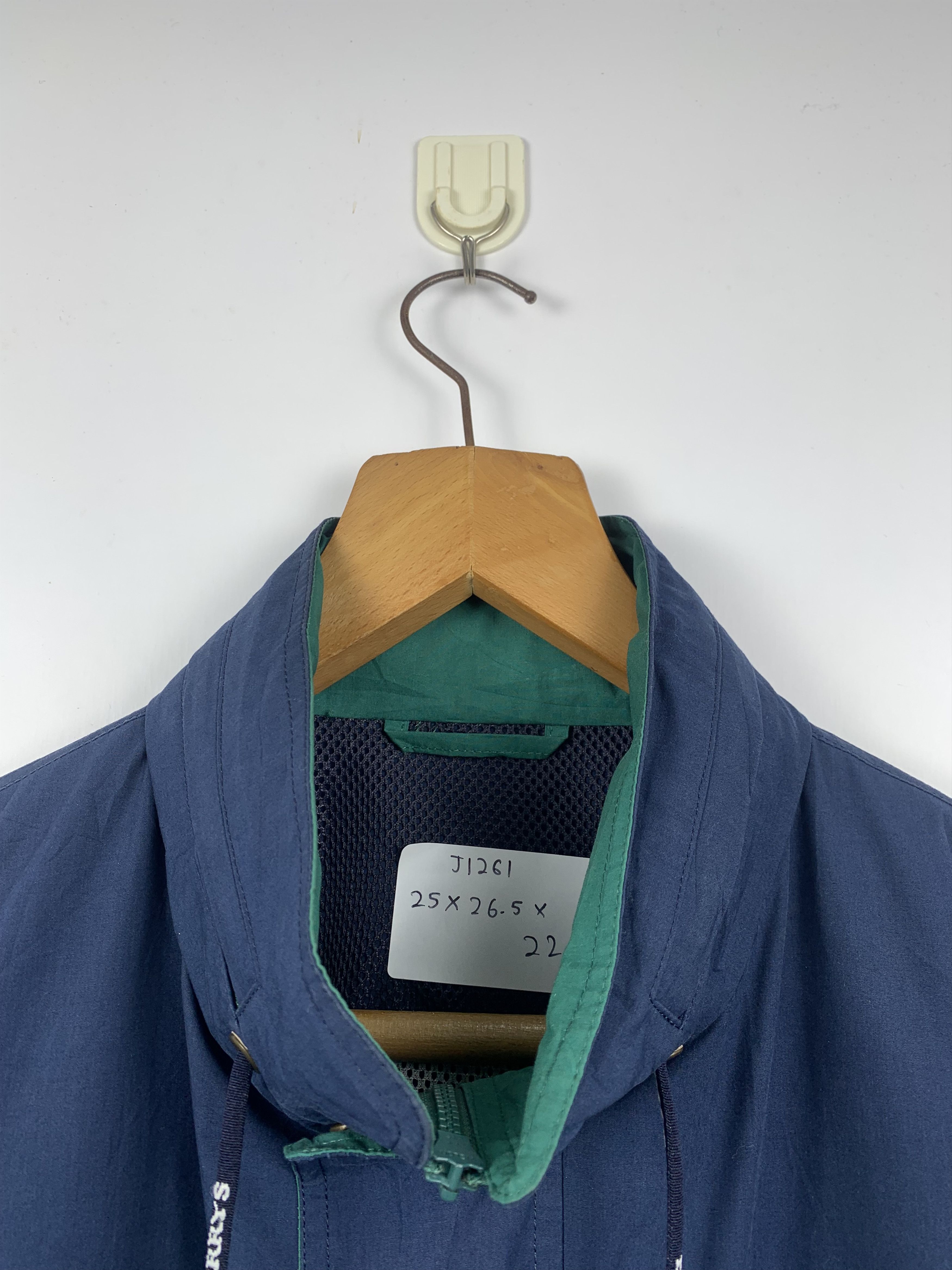 Burberry Vintage Burberrys Bomber Jacket J1261 Size US L / EU 52-54 / 3 - 6 Thumbnail