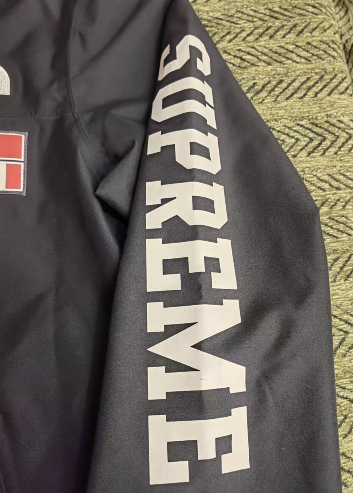 Supreme × The North Face Supreme tnf 14ss north face expedition coach flag jacket Size US M / EU 48-50 / 2 - 4 Thumbnail