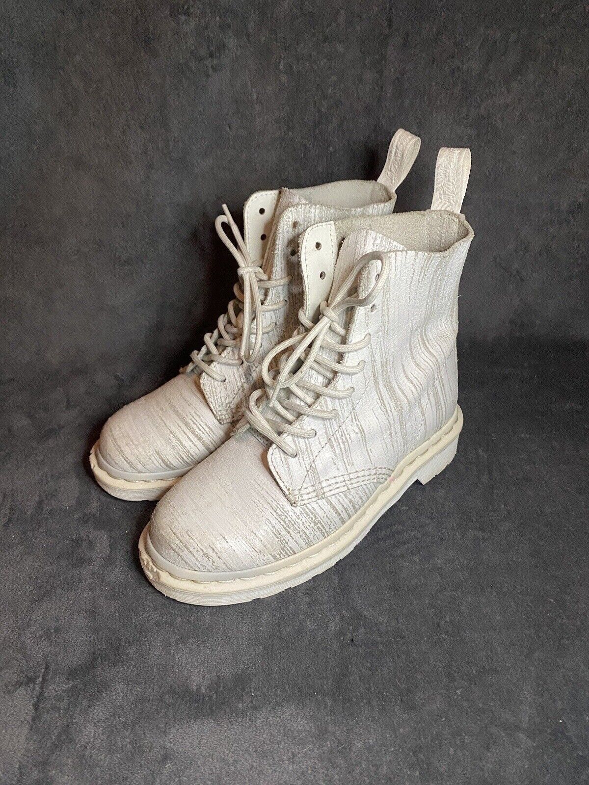 Dr. Martens Dr Martens Pascal Painter White Combat Boots US L6, US M4 Size US 6 / IT 36 - 3 Thumbnail