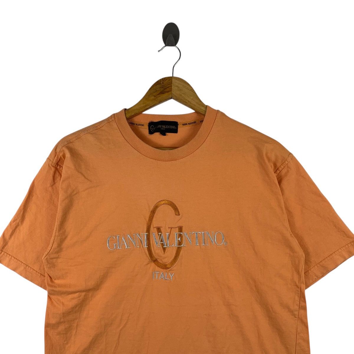 Gianni Valentino × Valentino GIANNI VALENTINO Italy Italian Designer Big Logo T-Shirt Size US L / EU 52-54 / 3 - 2 Thumbnail