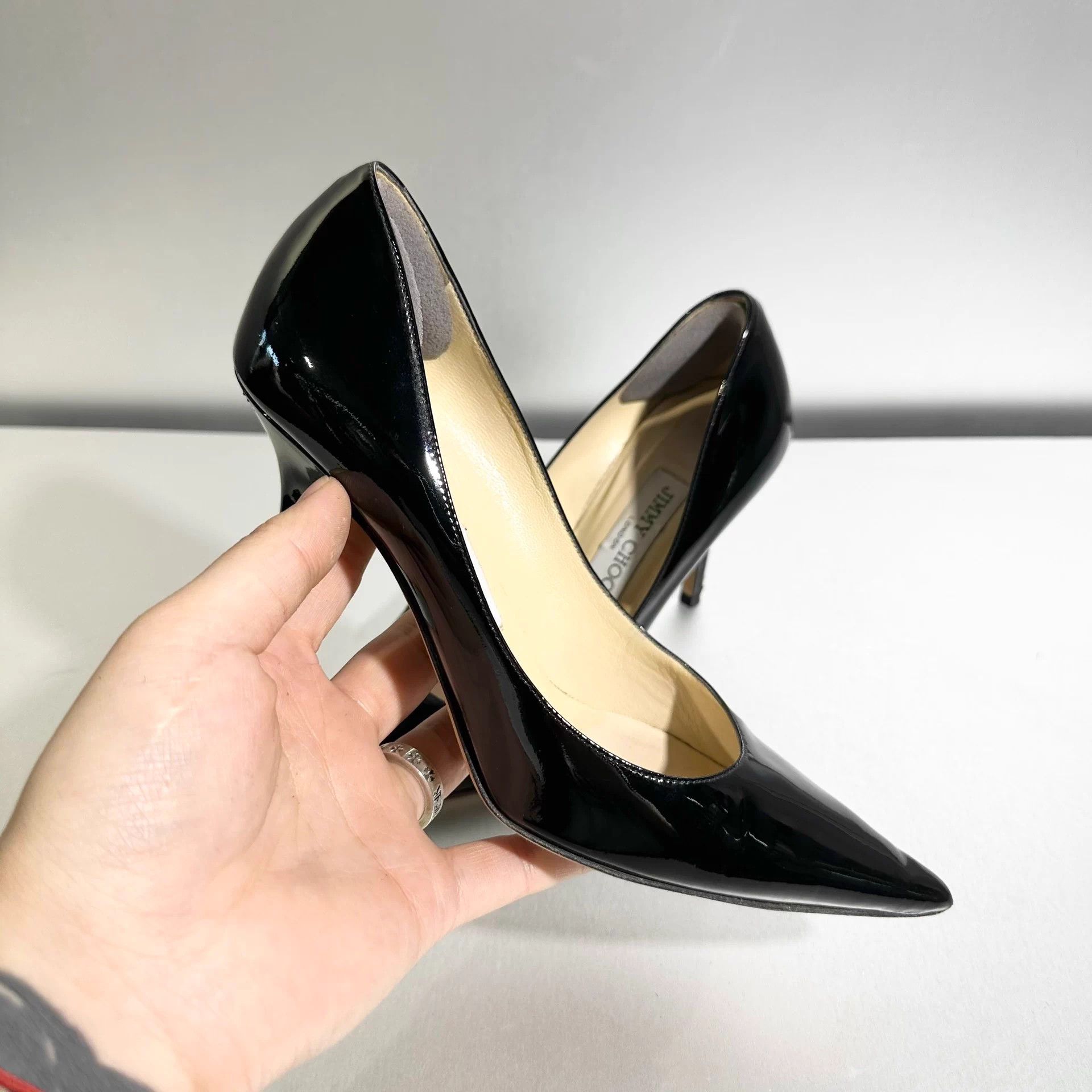 Jimmy Choo Jimmy Choo Black Patent Heels 36 Mint X3505 Size US 5 / IT 35 - 8 Thumbnail