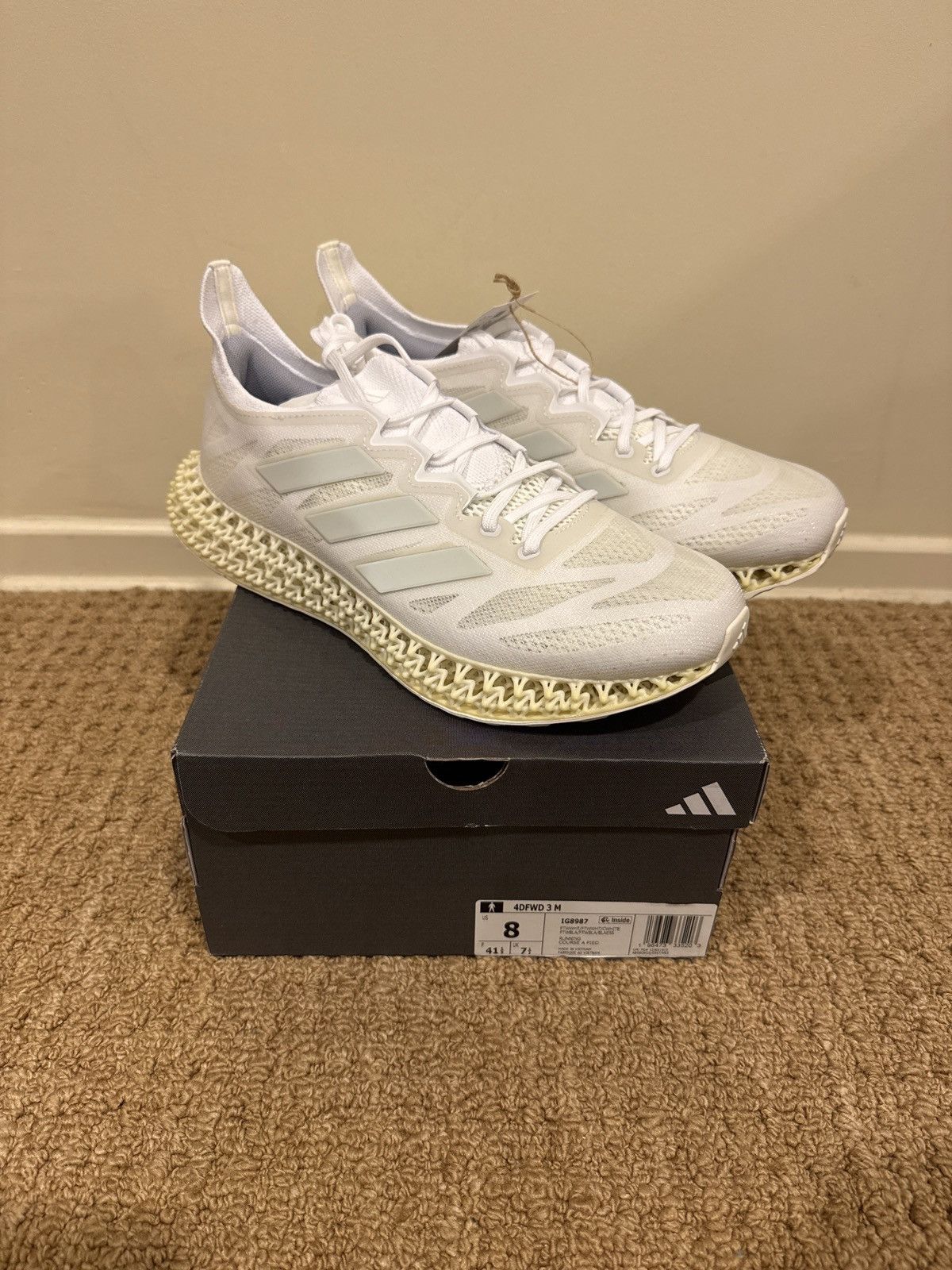 Adidas adidas 4D FWD Size US 8 / EU 41 - 1 Thumbnail