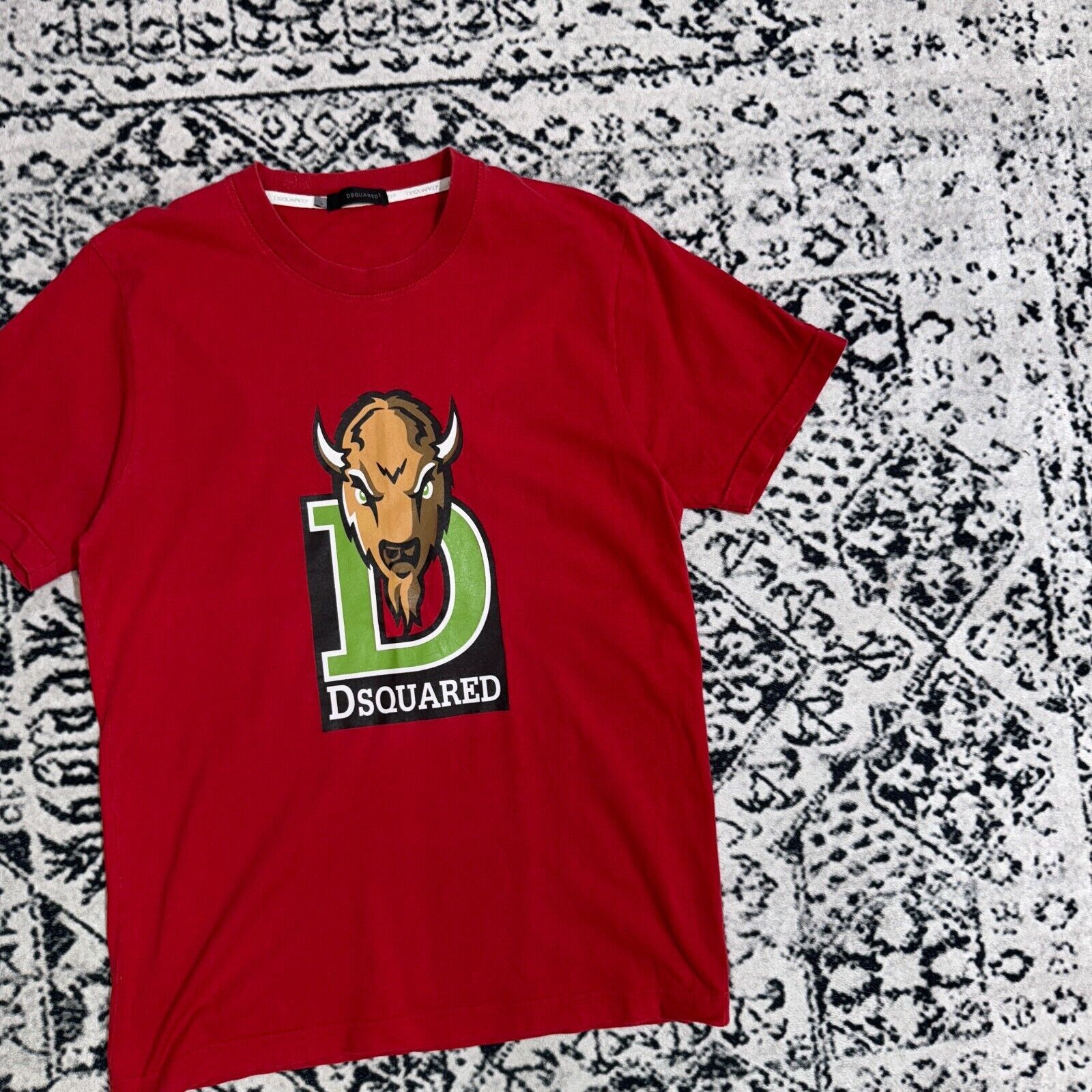 Dsquared2 × Vintage Vintage Dsquared2 Red Cotton T-Shirt Size L Bull Spellout Size US L / EU 52-54 / 3 - 4 Thumbnail