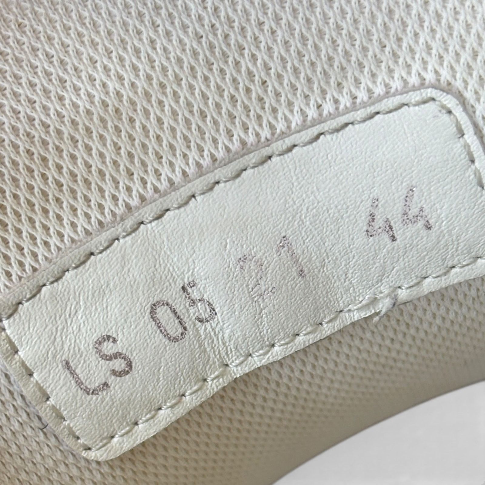 Dior Dior B22 Reflective Low Top White Sneakers | Size 44 (11US) Size US 11 / EU 44 - 6 Thumbnail
