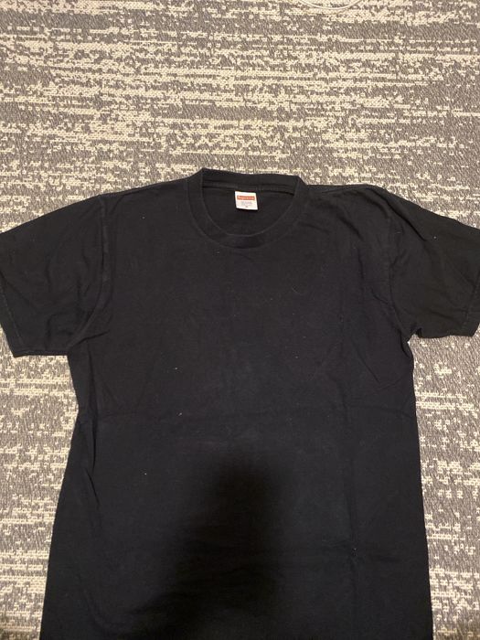 Blank sales supreme shirt