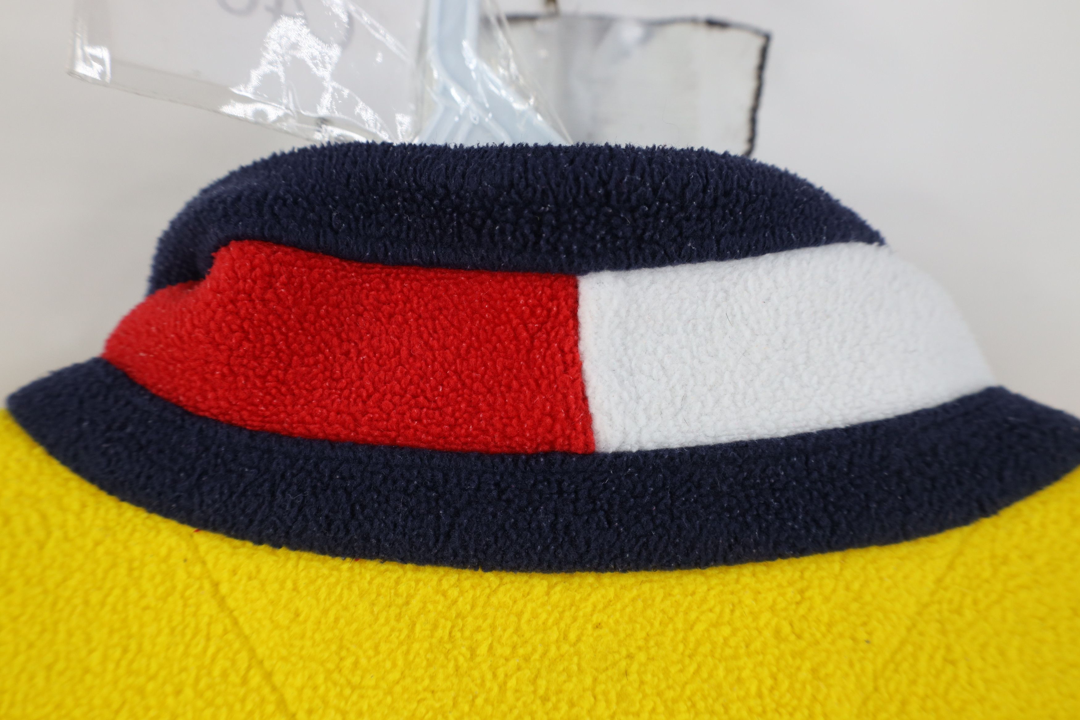 Tommy Hilfiger Vintage 90s Tommy Hilfiger Half Zip Fleece Pullover Sweater Size US M / EU 48-50 / 2 - 12 Thumbnail
