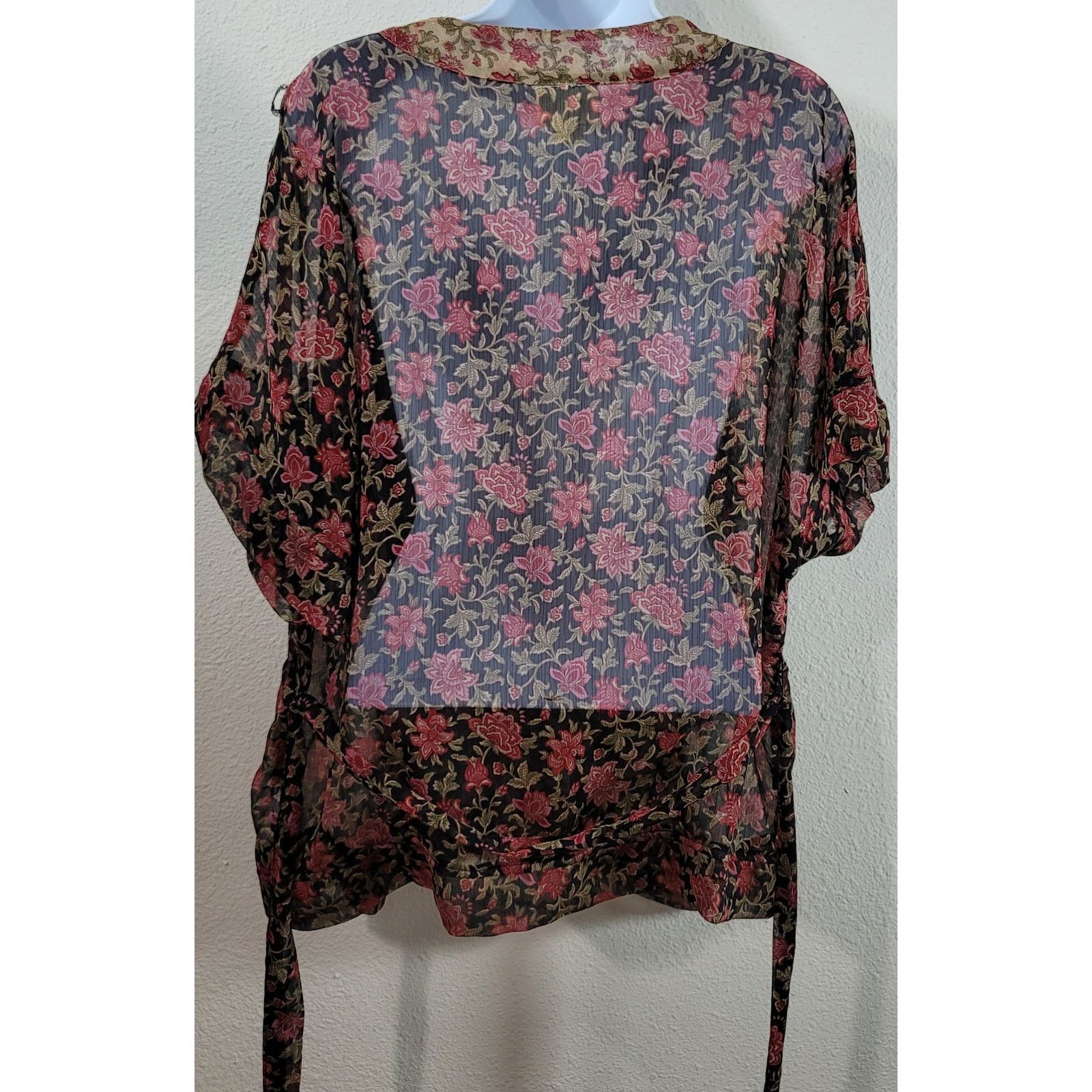 Converse Converse Black Red Floral Sheer Button Up Top XL Lightweight Size XL / US 12-14 / IT 48-50 - 5 Thumbnail