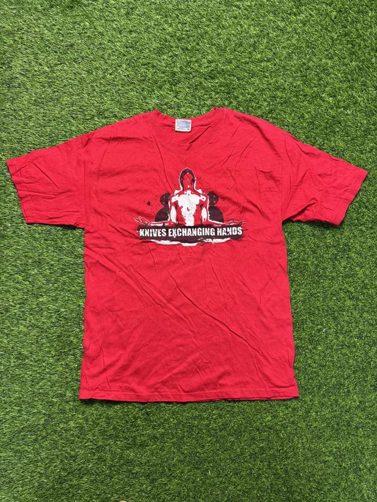Band Tees assorted tshirt - knove enchanging hands Size US M / EU 48-50 / 2 - 2 Thumbnail