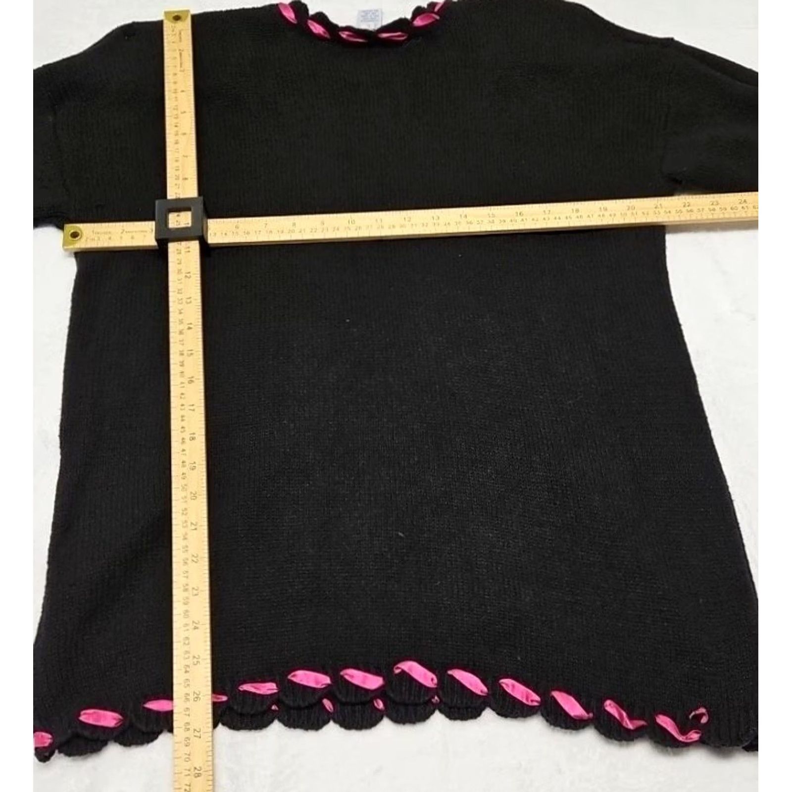 Vintage VINTAGE Suburbans Sweater Floral Embroidered Knit Black 90s Women’s M Crew Neck Pullover Lightweight All Seasons Size M / US 6-8 / IT 42-44 - 7 Thumbnail