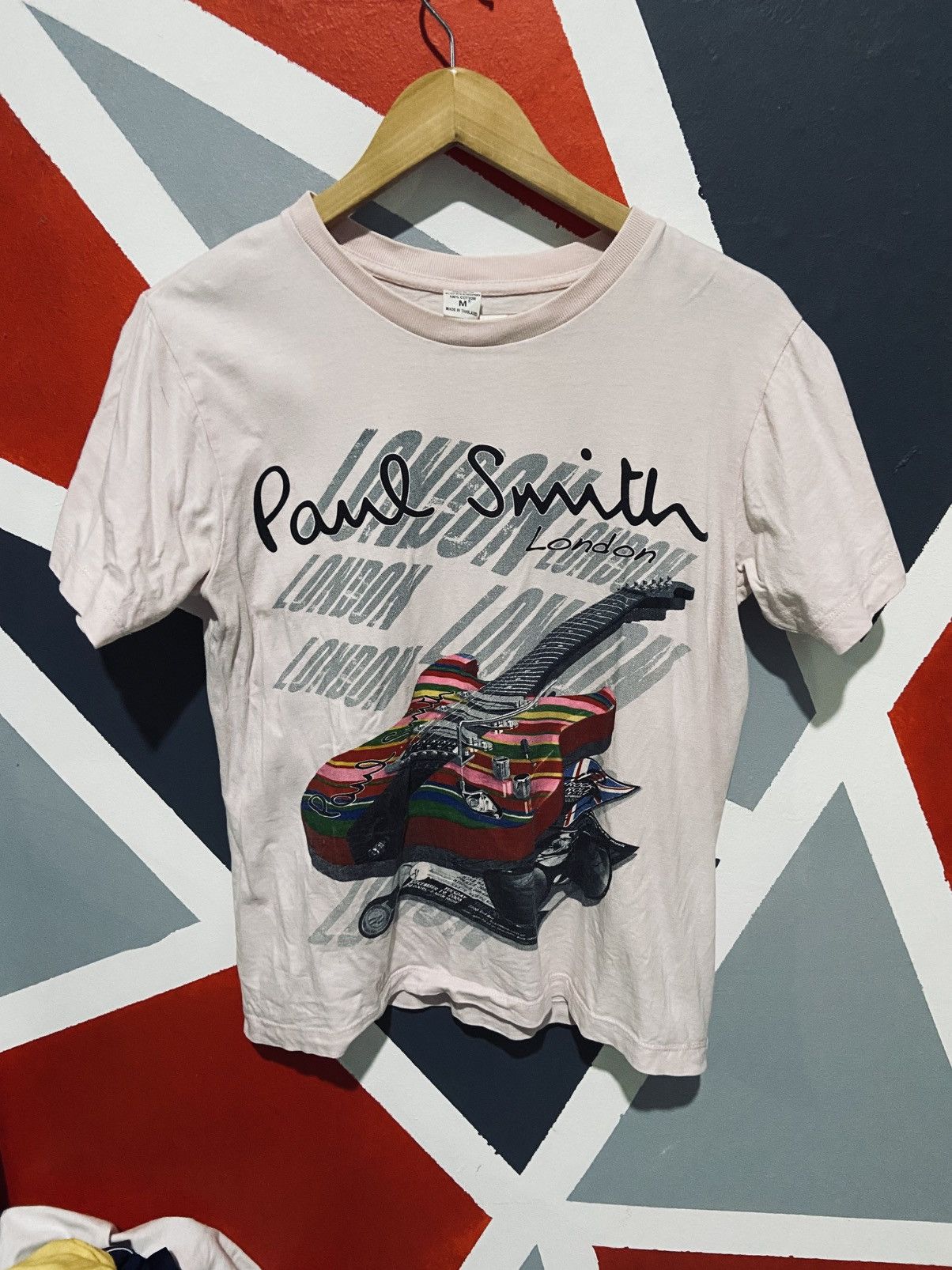 Paul Smith Paul Smith London- big Guitar Tee Size US S / EU 44-46 / 1 - 1 Thumbnail