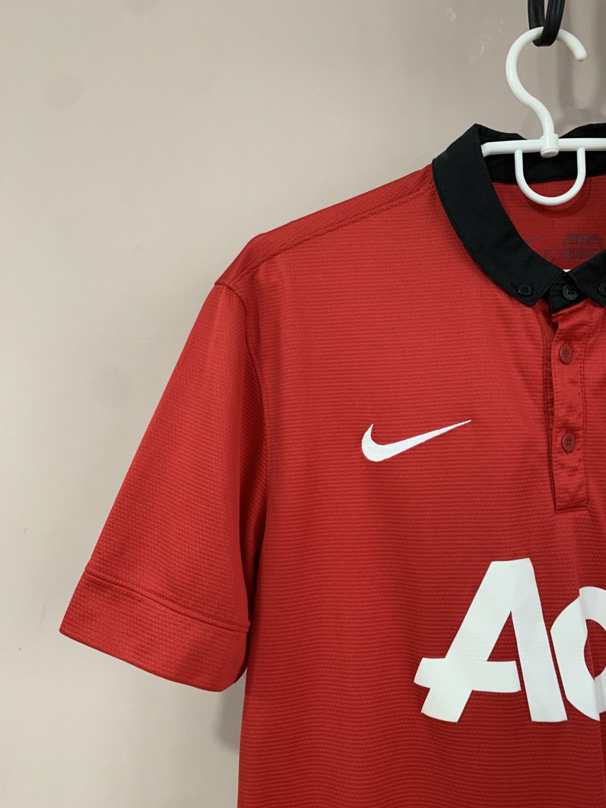 Nike MANCHESTER UNITED 2013 Home Football NIKE SHIRT Jersey Sz M Size US M / EU 48-50 / 2 - 3 Thumbnail