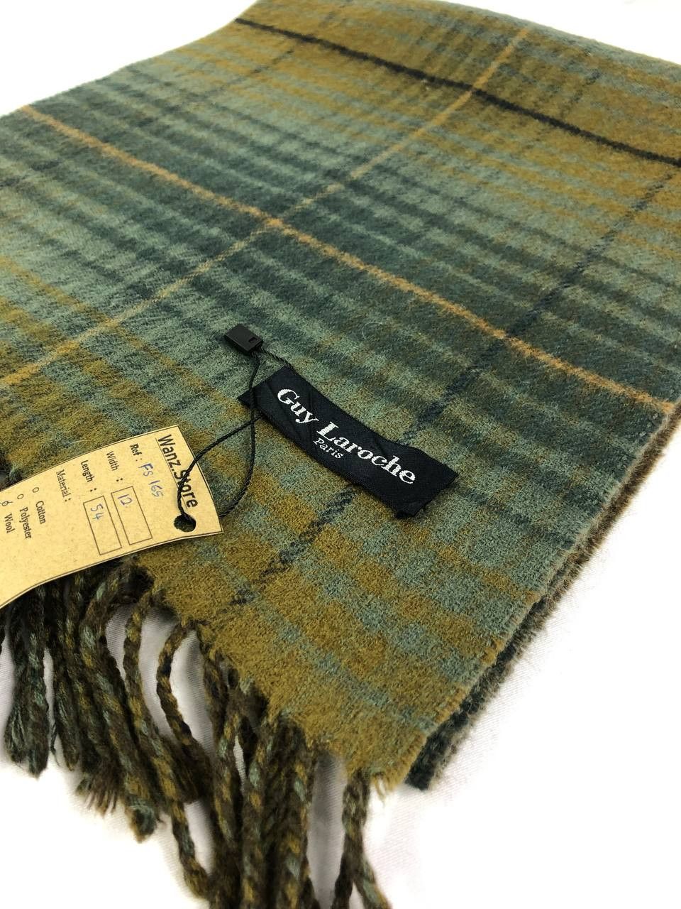 Guy Laroche Guy Laroche Scarf / Muffler / Neckwear FS165 Size ONE SIZE - 3 Thumbnail
