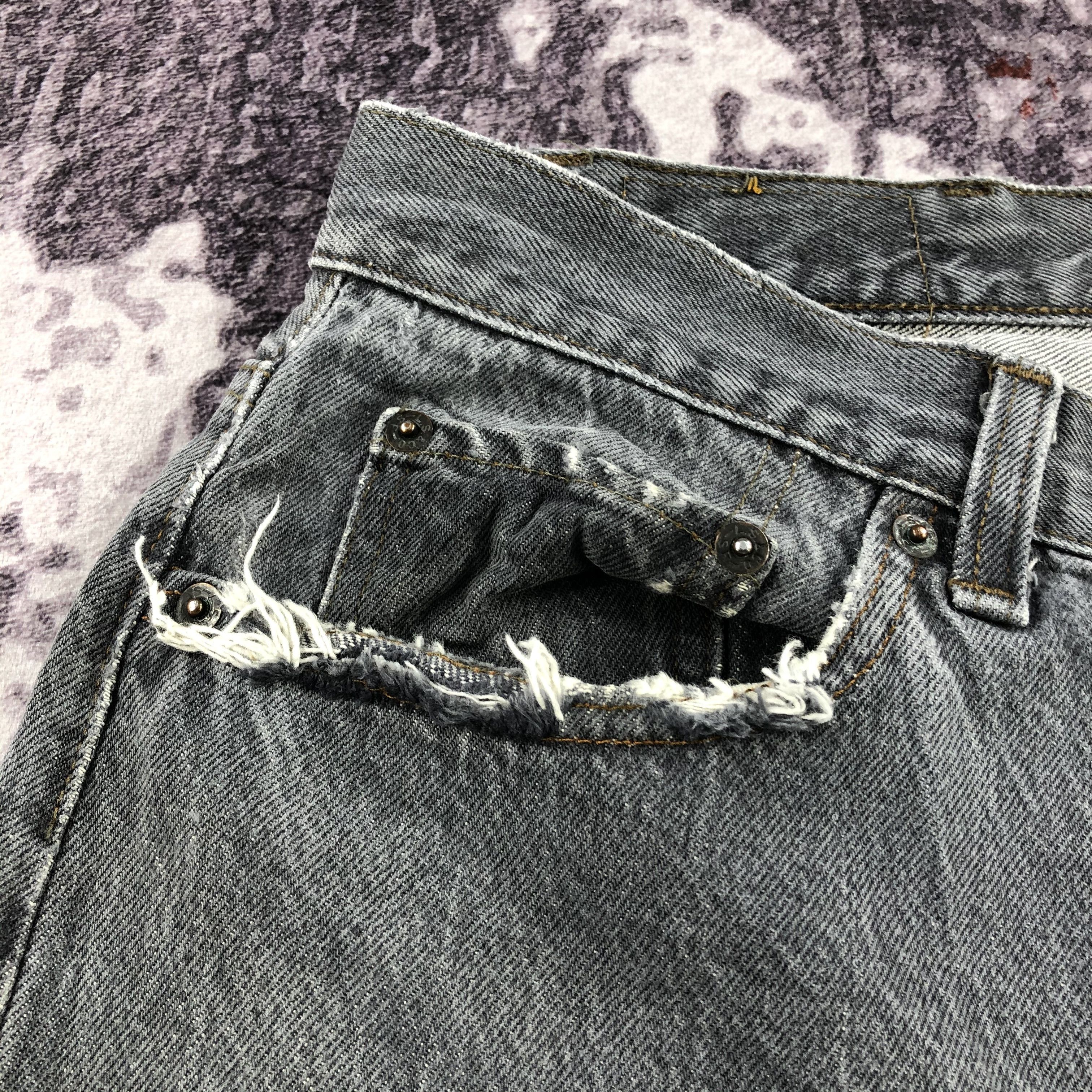 Levi's 80s Vintage Levis 501 Faded Black Jeans-JM2182 Size US 37 - 12 Thumbnail