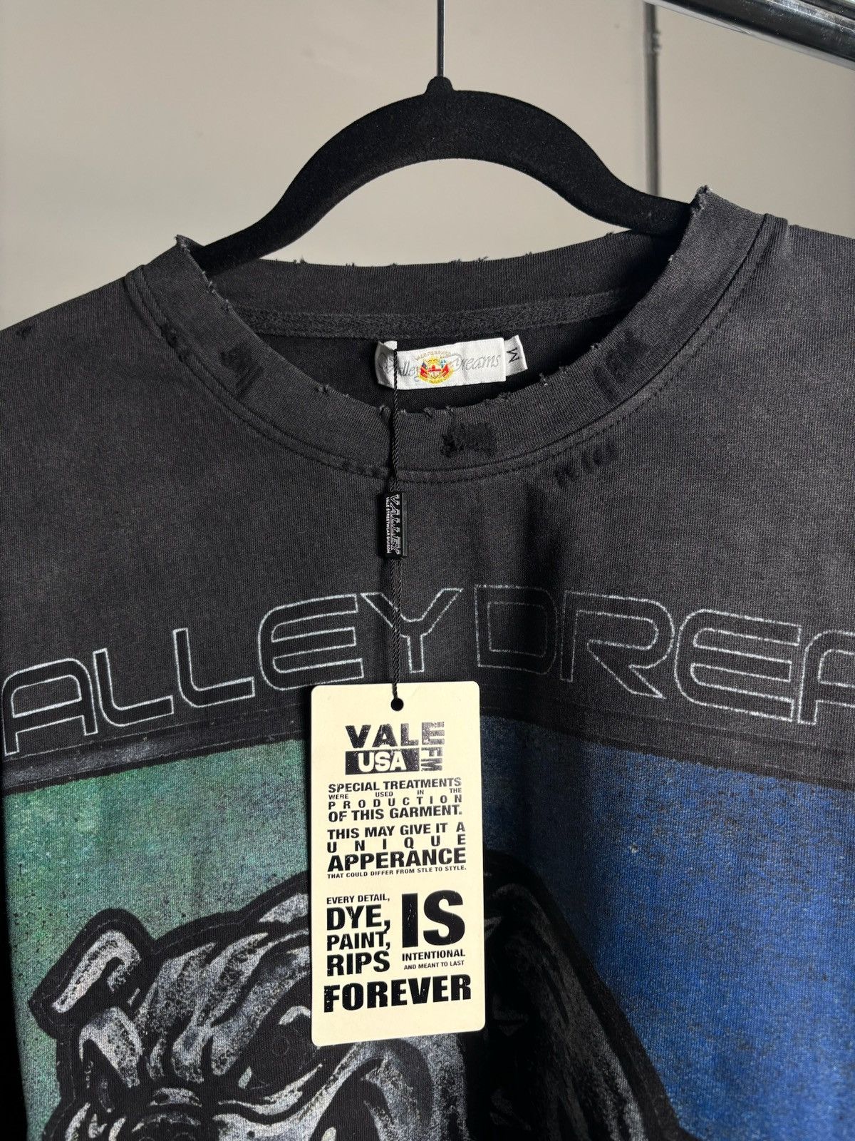 Vale Vale Lives Forever Big Stage T-Shirt Size US M / EU 48-50 / 2 - 3 Thumbnail