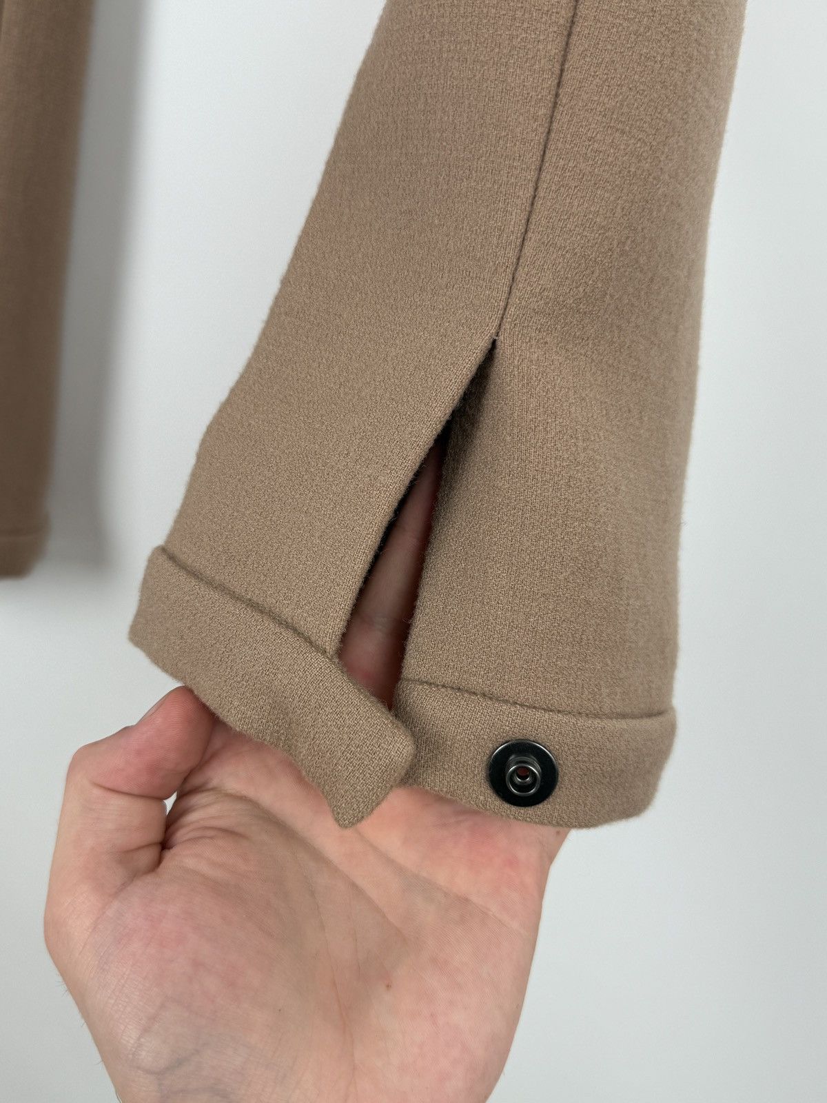 Iceberg Iceberg Italy Camel Beige Wool Blend Capri Pants 38 Size 26" / US 2 / IT 38 - 7 Thumbnail
