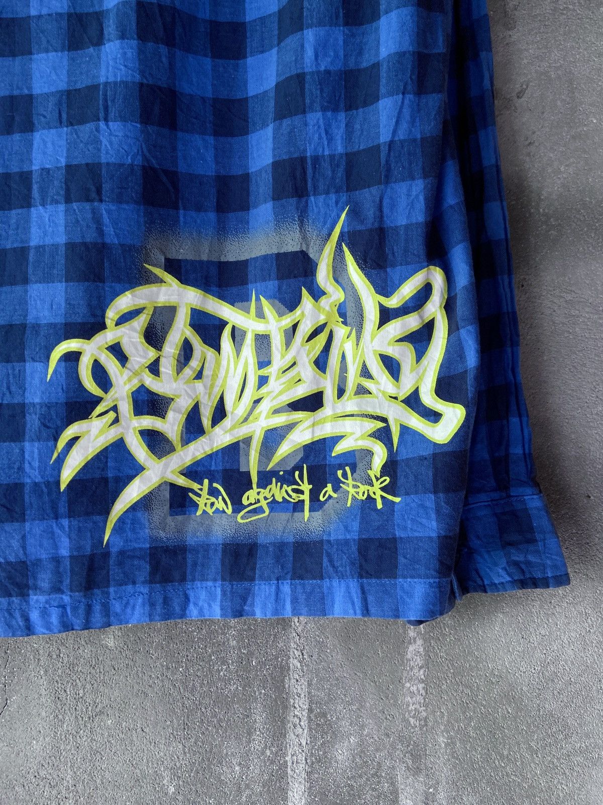 If Six Was Nine ARE WE IN ANY DANGER? DOES ANYBODY KNOW THIS? BUTTON SHIRT Size US M / EU 48-50 / 2 - 11 Thumbnail