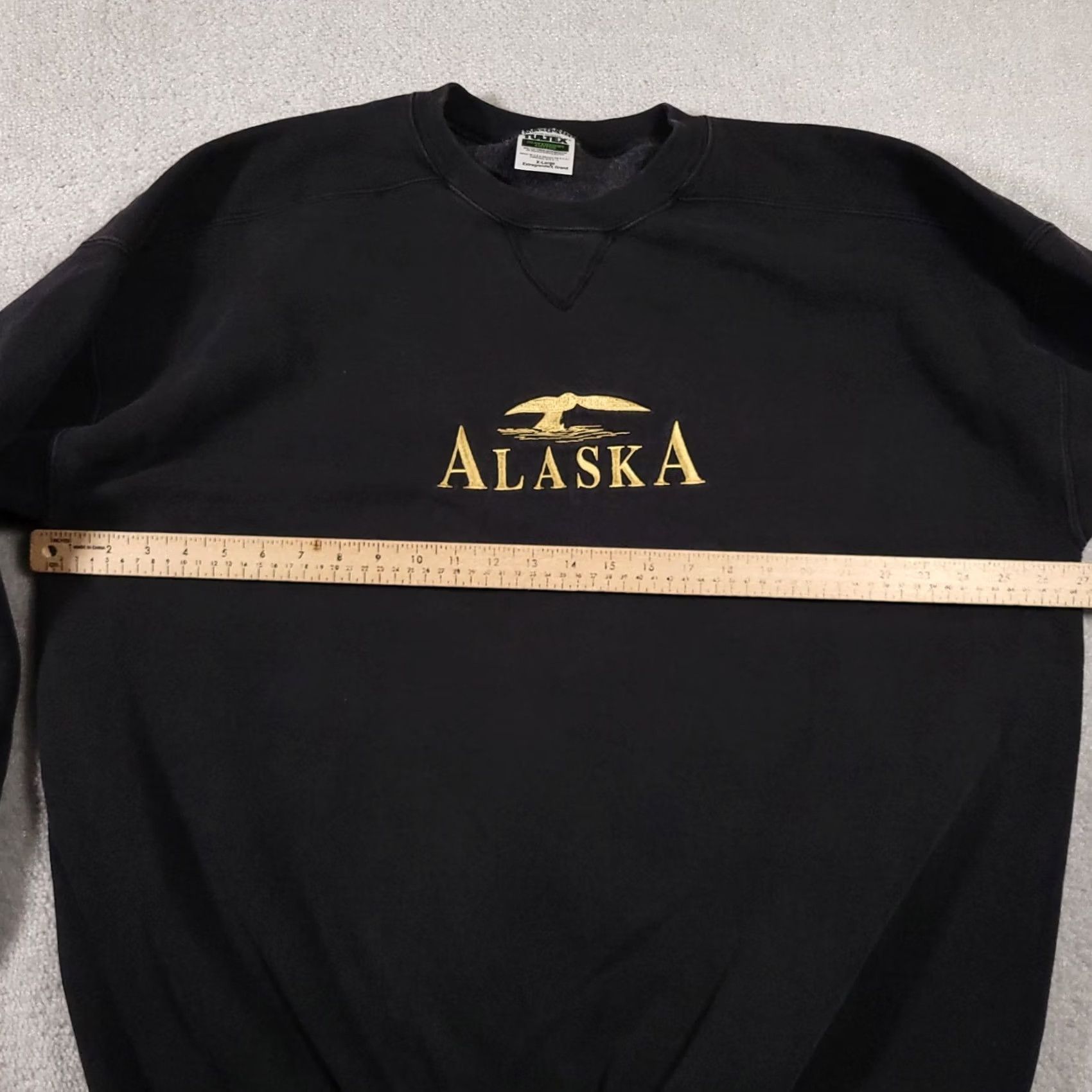 Tultex VINTAGE Tultex Alaska Crewneck Sweatshirt Mens XL Black Embroidered USA Made Size US XL / EU 56 / 4 - 4 Thumbnail