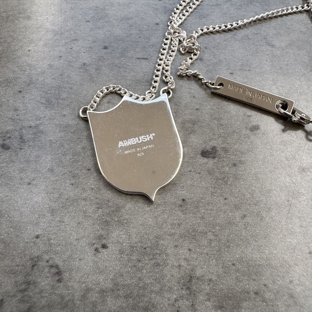 Ambush Design AMBUSH varsity shield pendant necklace made in japan Size ONE SIZE - 6 Thumbnail