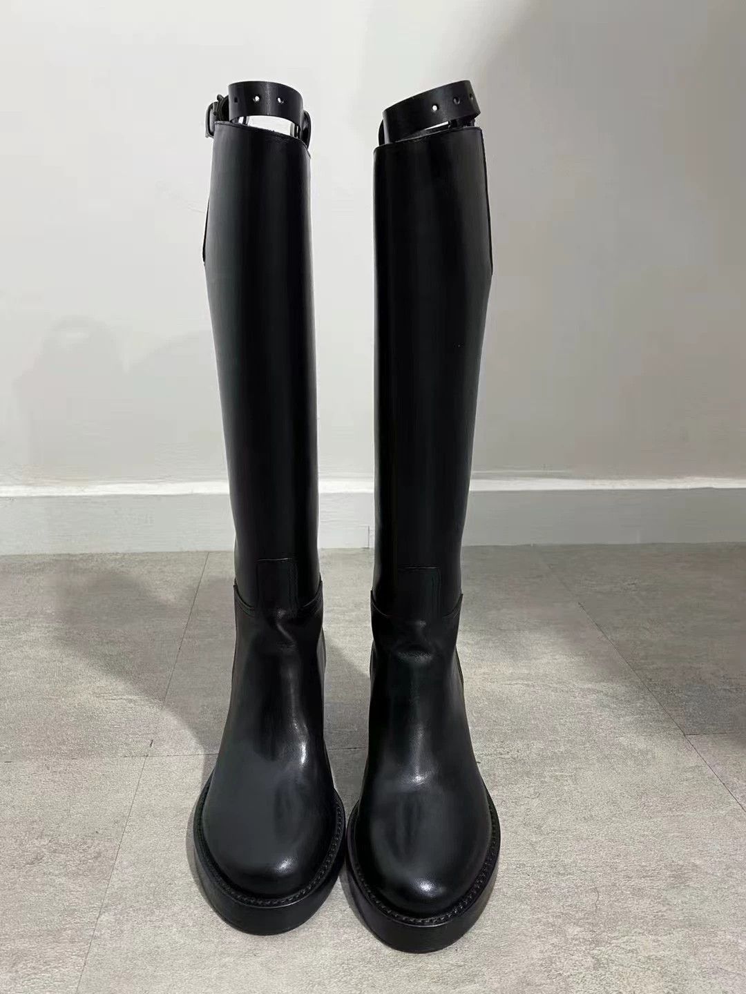 Ann Demeulemeester Ann Demeulemeester Black Mid-Heel Knee Boots 35.5 Size US 5.5 / IT 35.5 - 1 Thumbnail