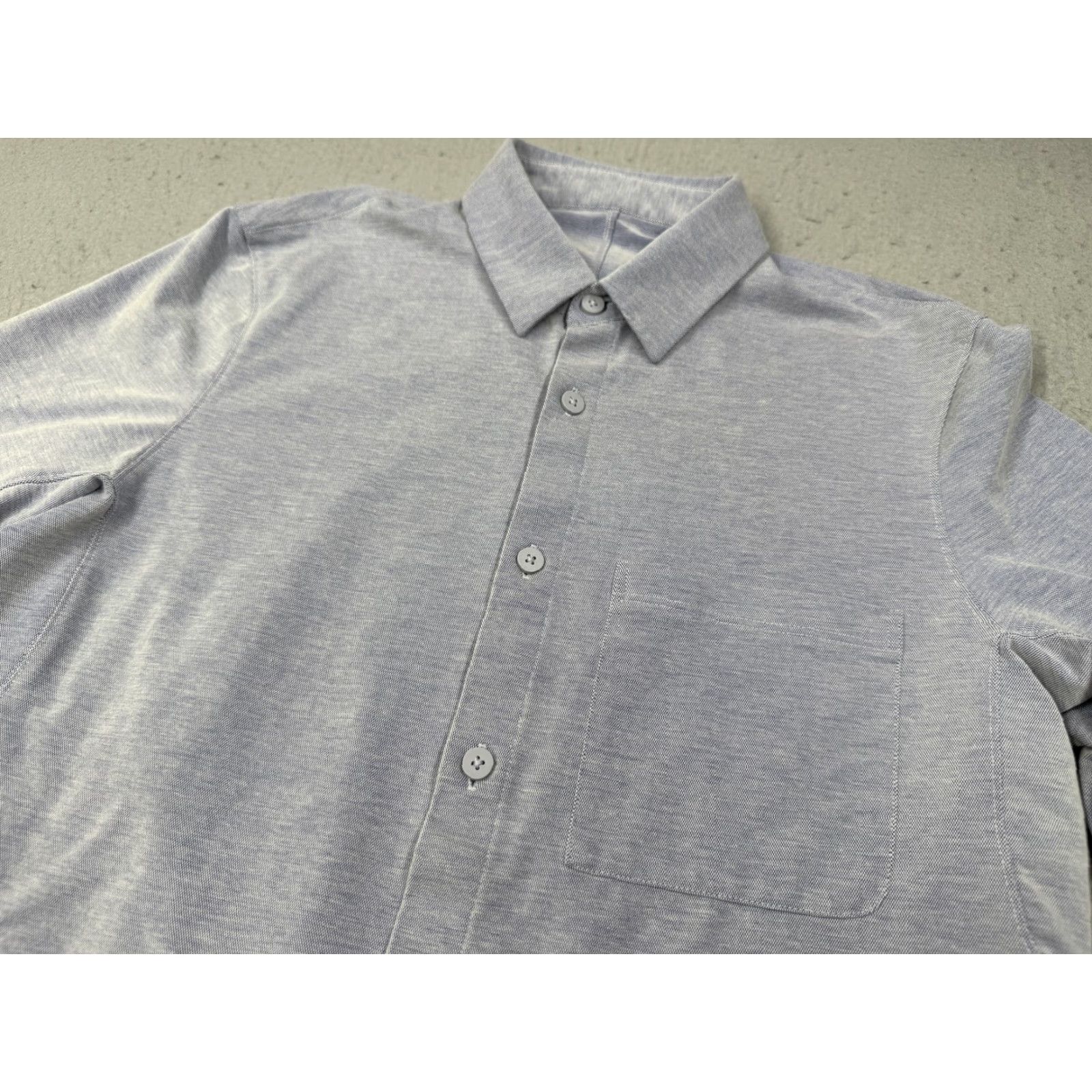 Lululemon Lululemon Shirt Mens Small Blue Short Sleeve Button Up Performance Lightweight Size US S / EU 44-46 / 1 - 2 Thumbnail