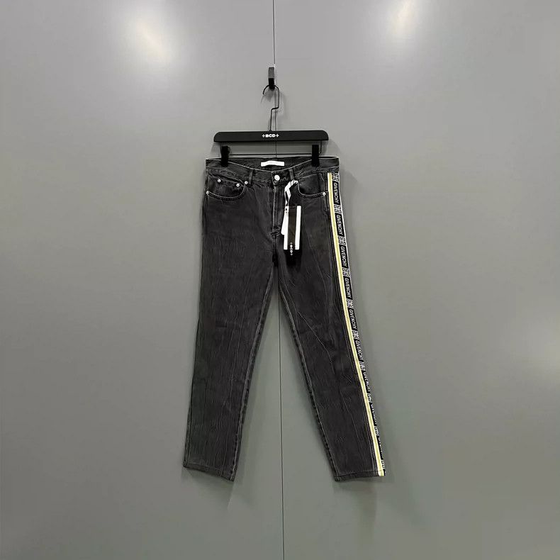 Givenchy Givenchy Size30 Side Logo Embroidered Denim Pants Size US 30 / EU 46 - 1 Thumbnail