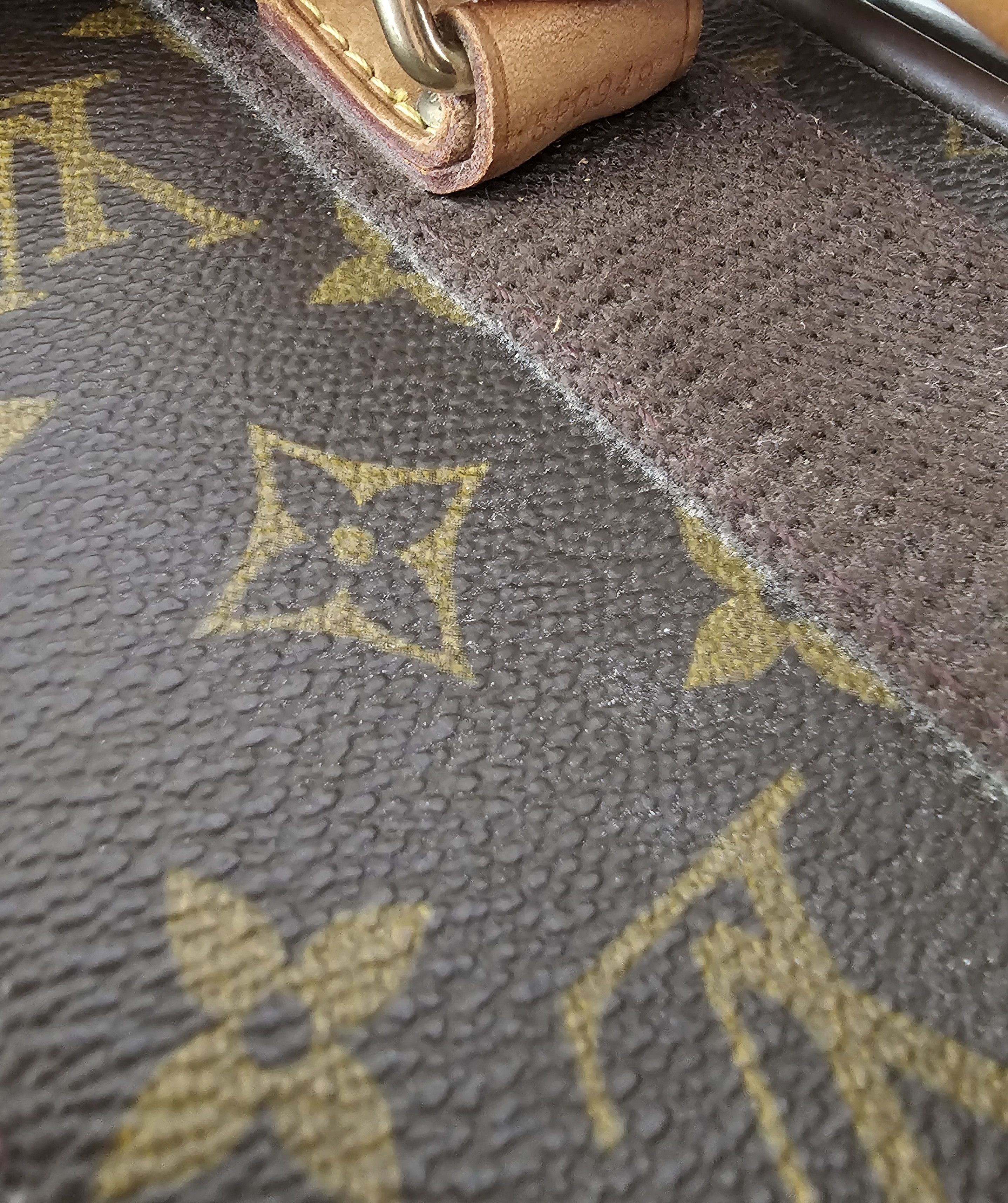 Louis Vuitton Valise Pégase Louis Vuitton Format cabine Size ONE SIZE - 1 Thumbnail